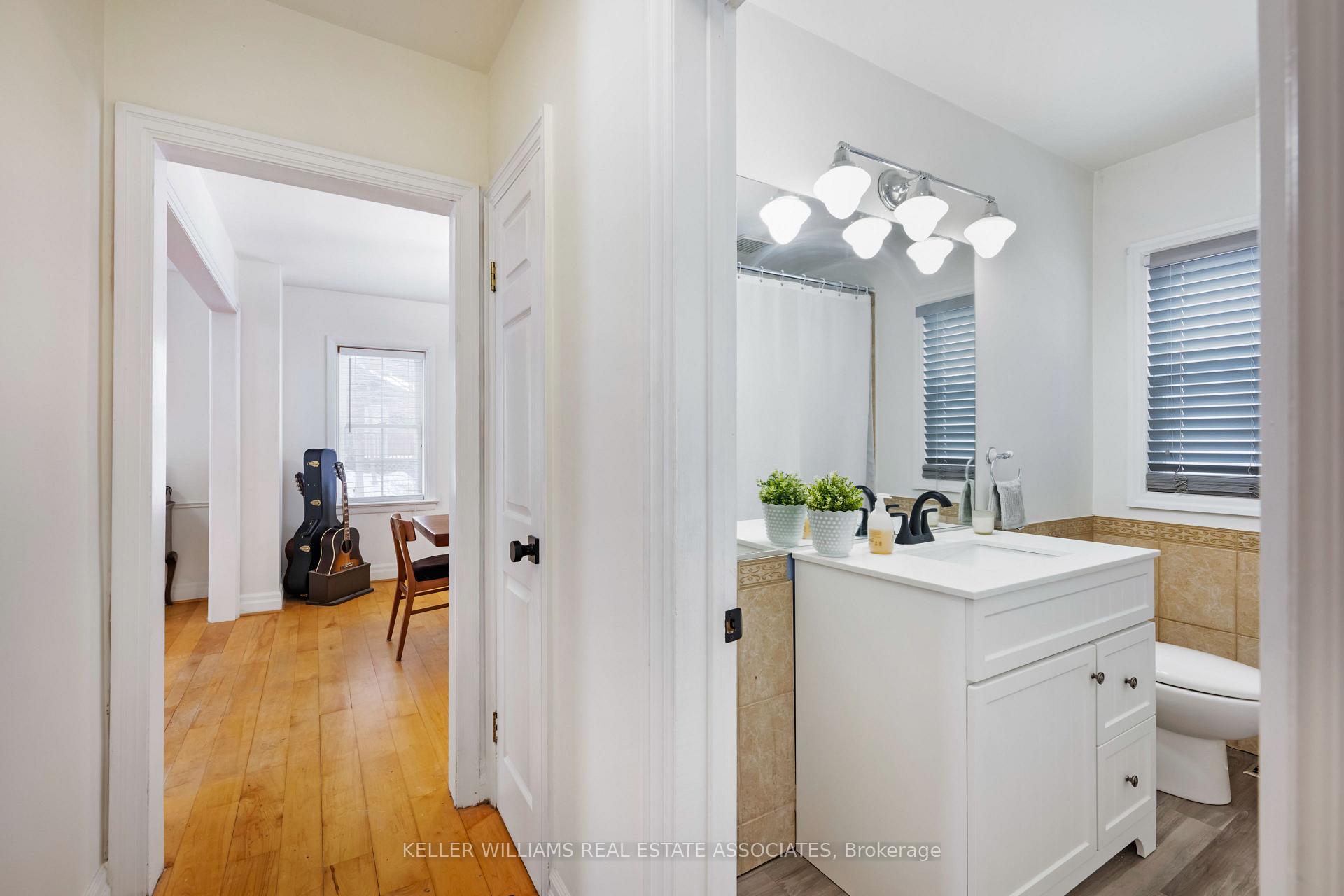 Photo 16 of 22 Mountain Street, Halton Hills, Glen Williams — HOMEH