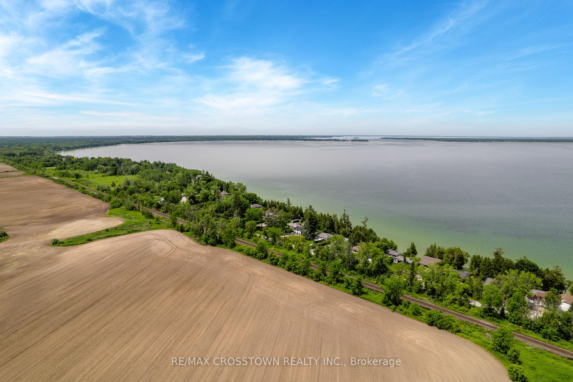 Photo 4 of 24890 Thorah Park Boulevard, Brock, Rural Brock — HOMEH