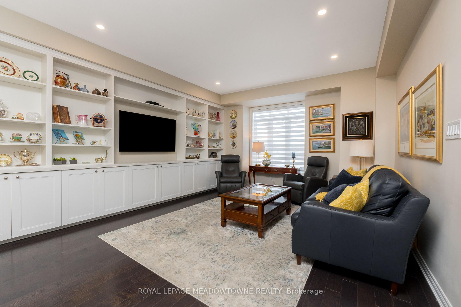 Photo 7 of 2 Sierra Crescent, Halton Hills, Georgetown — HOMEH