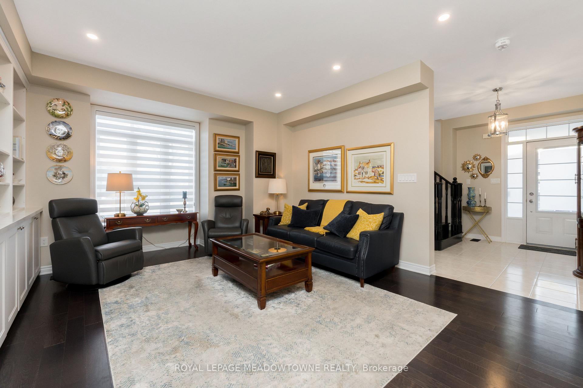 Photo 8 of 2 Sierra Crescent, Halton Hills, Georgetown — HOMEH