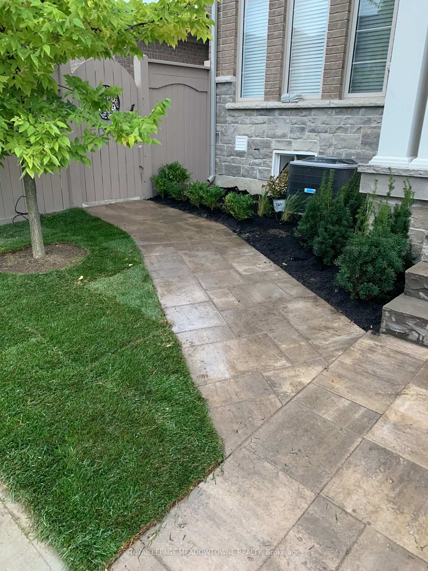 Photo 30 of 2 Sierra Crescent, Halton Hills, Georgetown — HOMEH