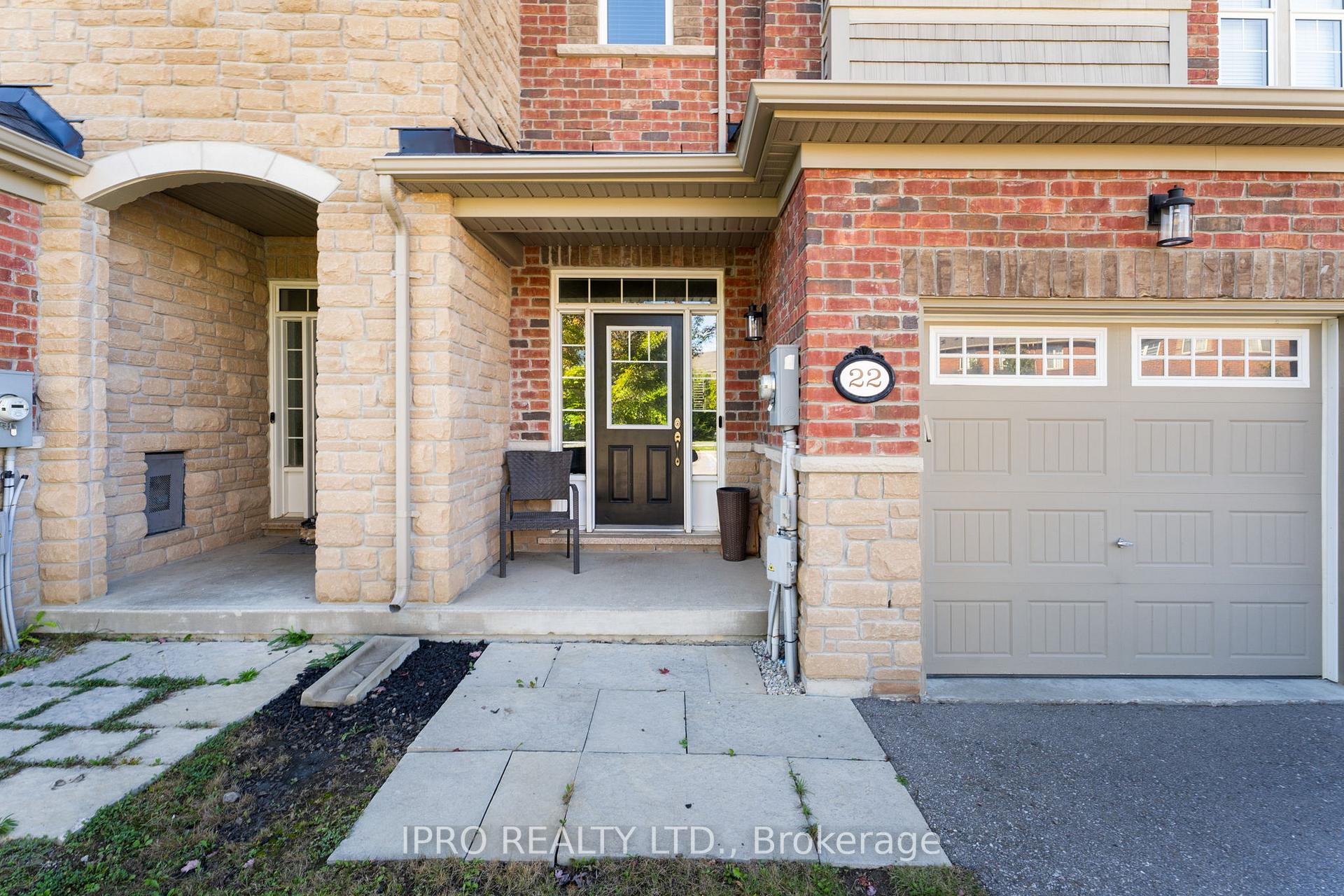Photo 2 of 22 Abigail Crescent, Caledon, Rural Caledon — HOMEH