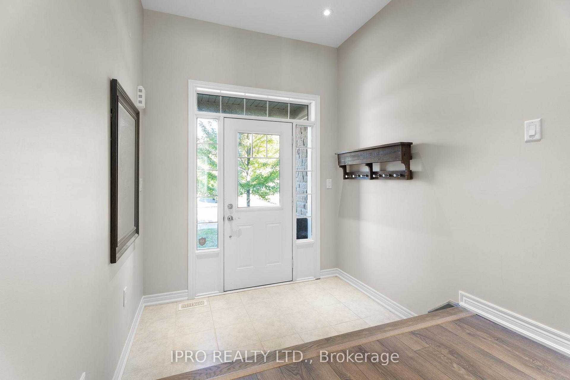 Photo 3 of 22 Abigail Crescent, Caledon, Rural Caledon — HOMEH