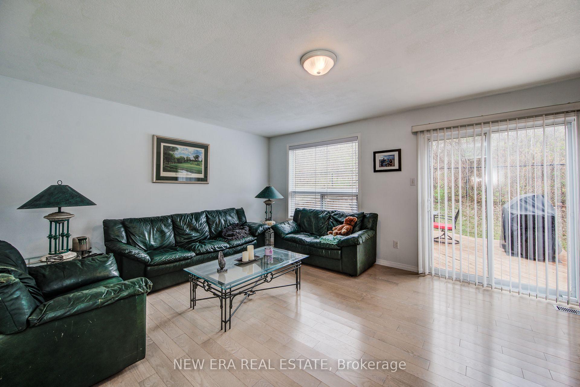 Photo 15 of 45 Critcher Avenue, Cambridge — HOMEH