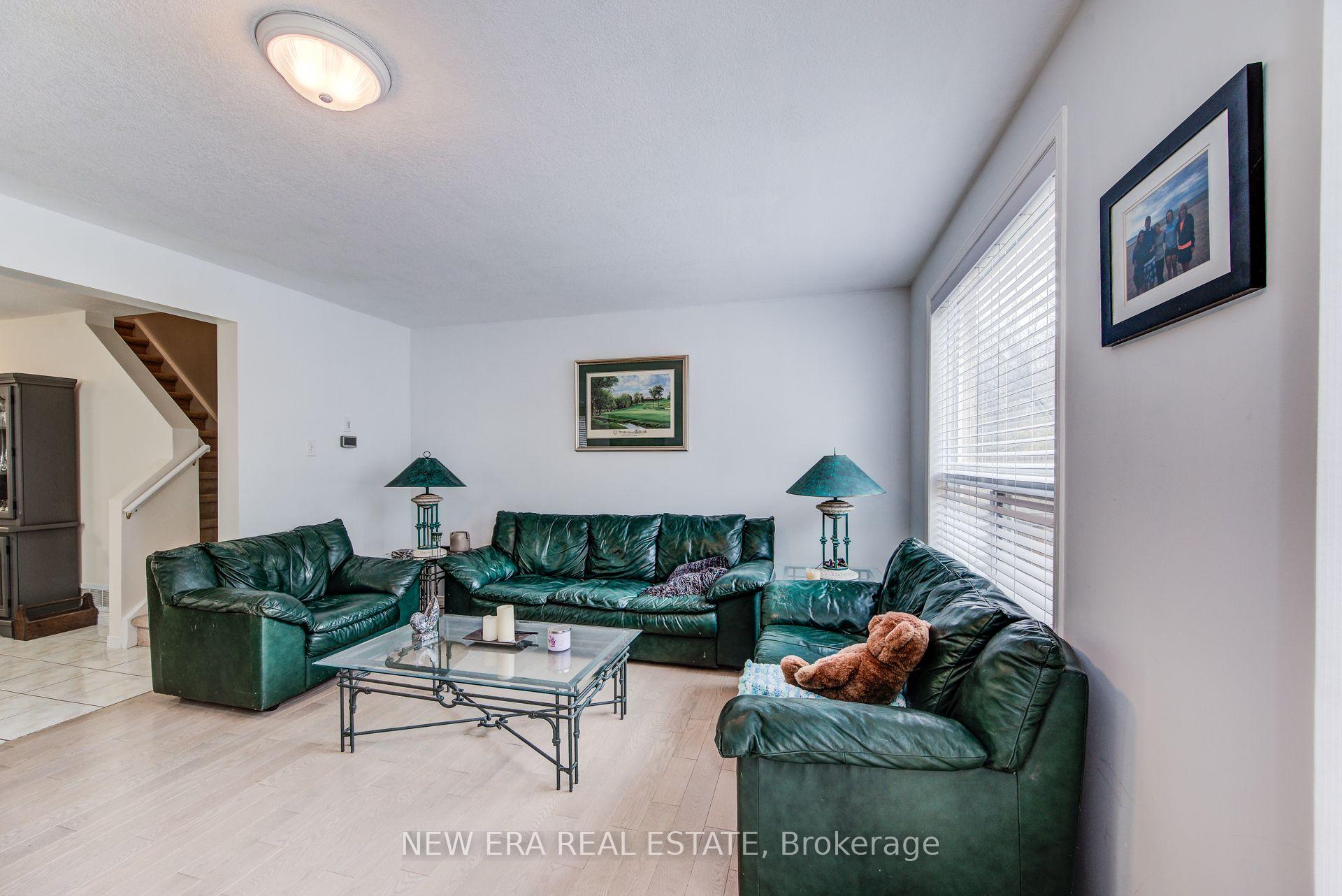 Photo 16 of 45 Critcher Avenue, Cambridge — HOMEH
