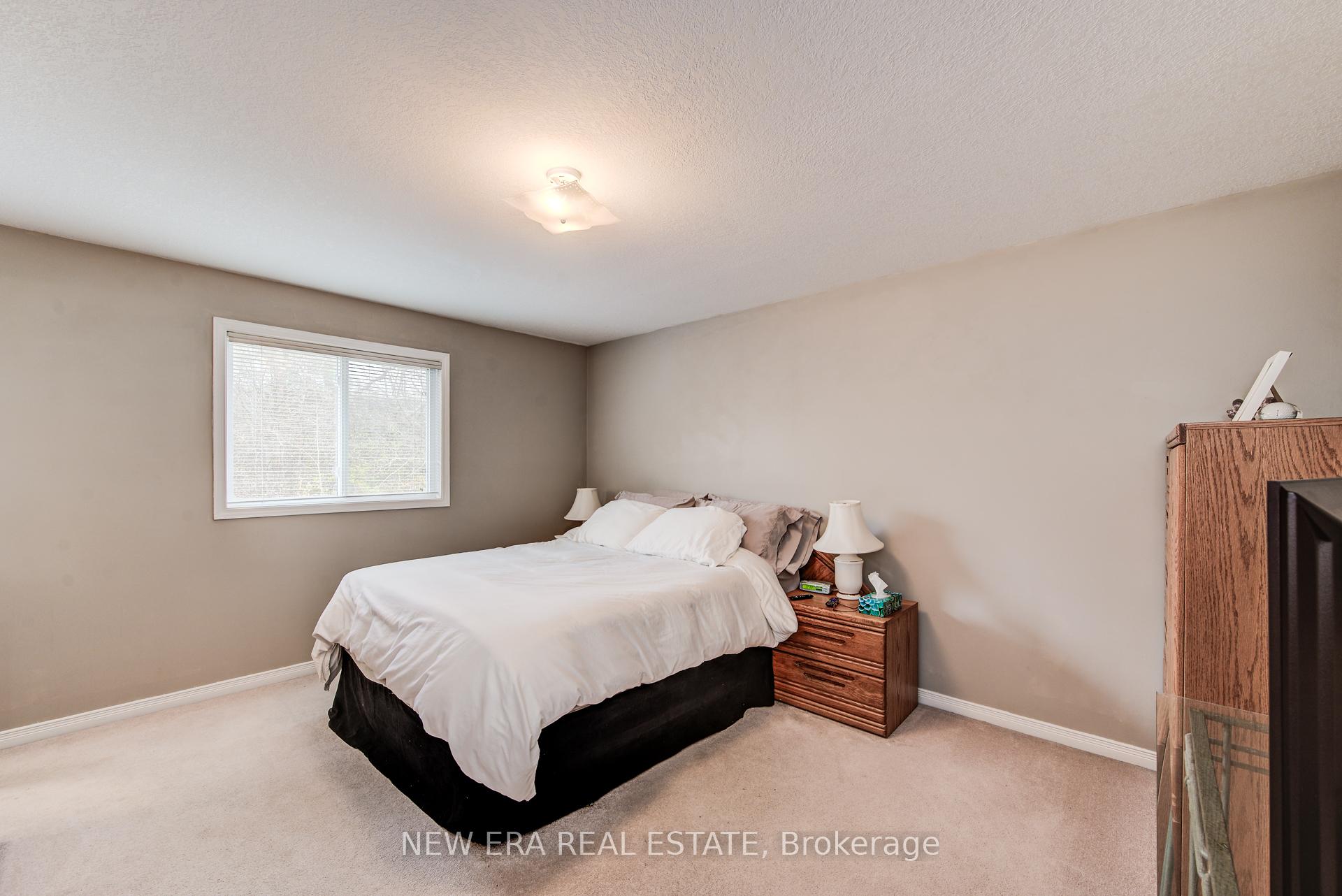 Photo 19 of 45 Critcher Avenue, Cambridge — HOMEH