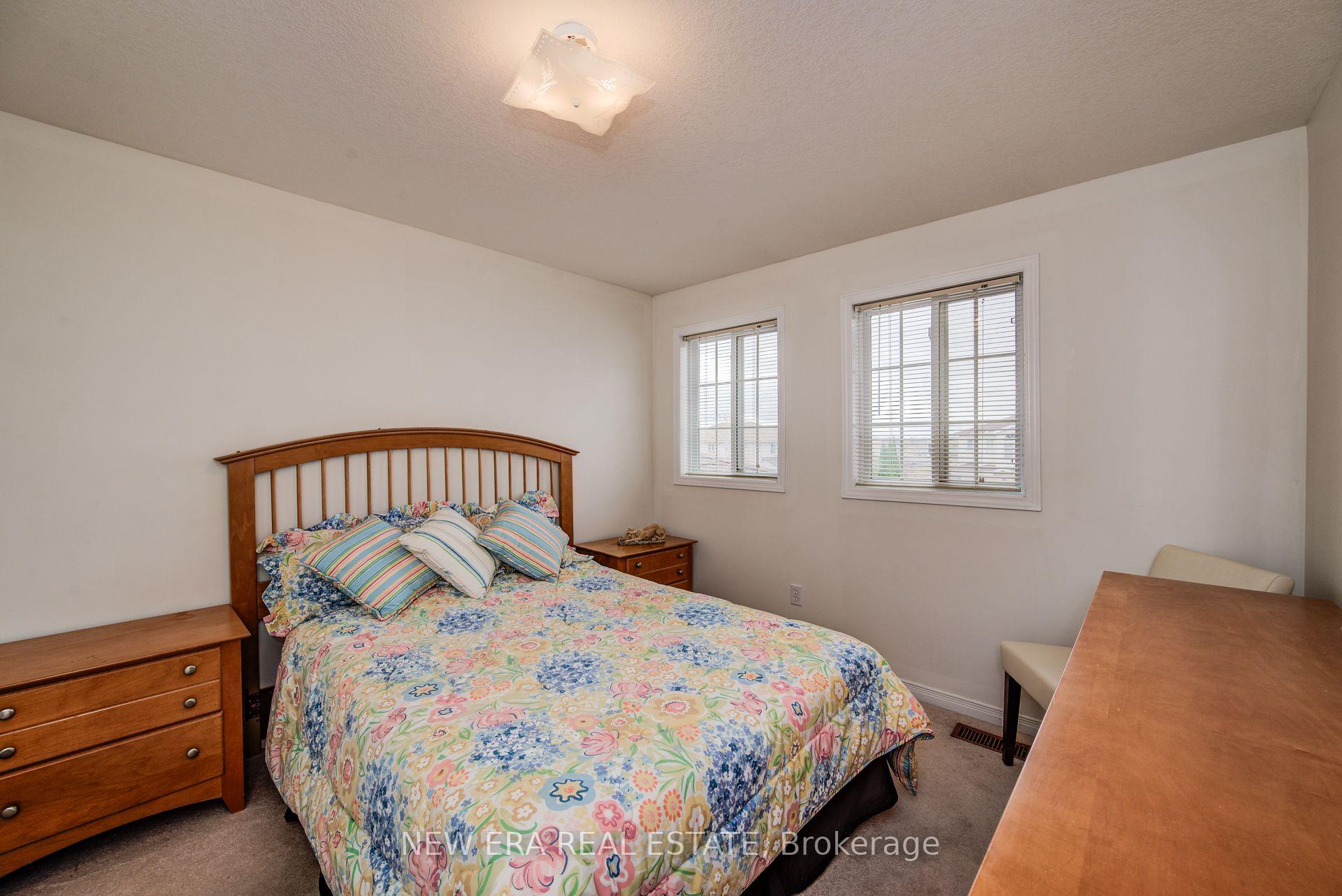 Photo 27 of 45 Critcher Avenue, Cambridge — HOMEH
