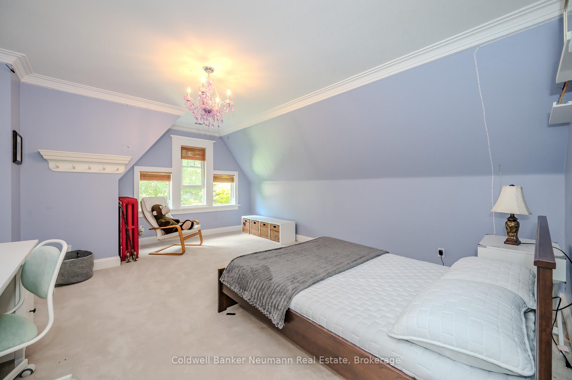Photo 28 of 35 Queen Street, Guelph, St. George's — HOMEH