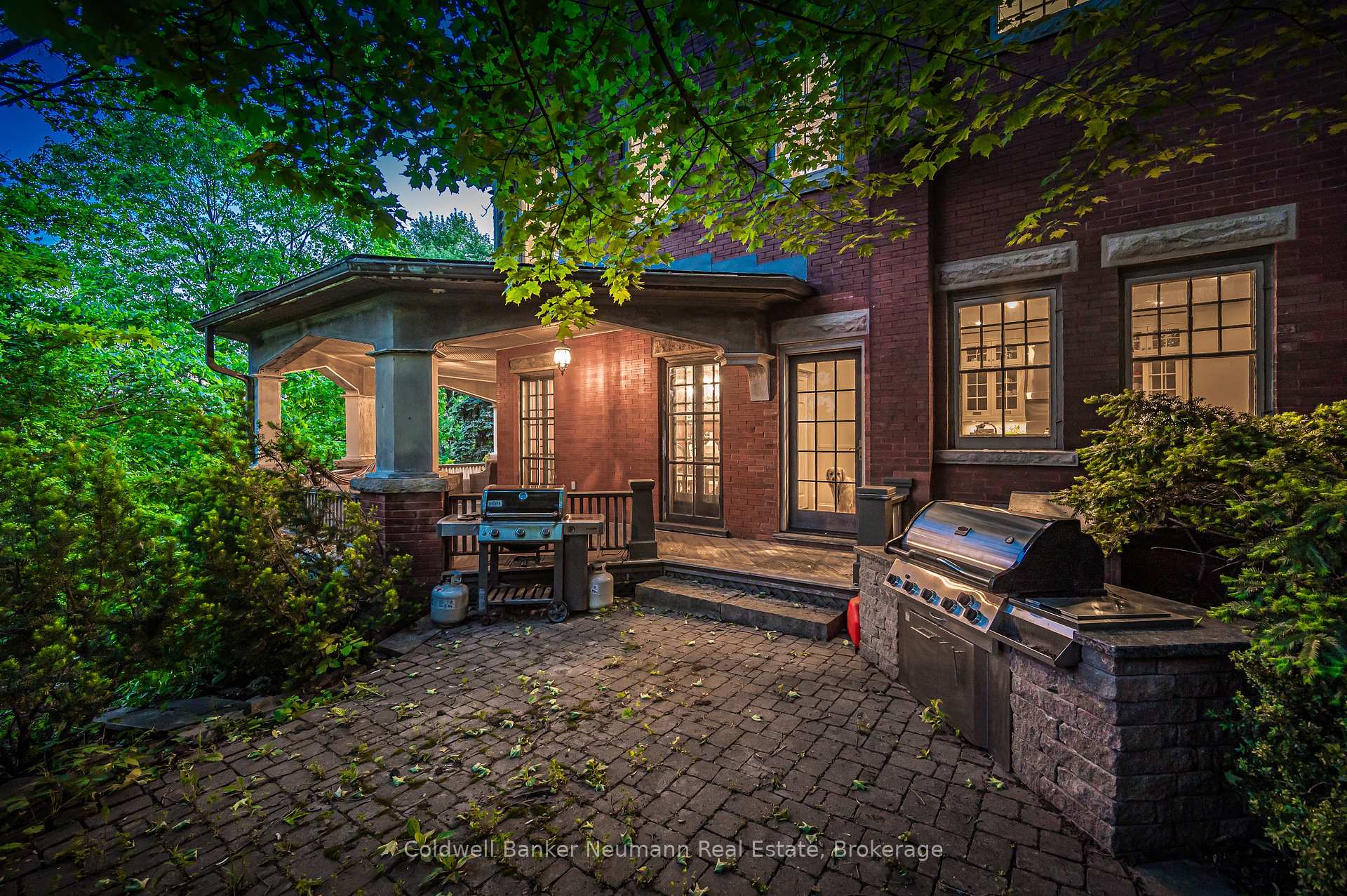 Photo 47 of 35 Queen Street, Guelph, St. George's — HOMEH