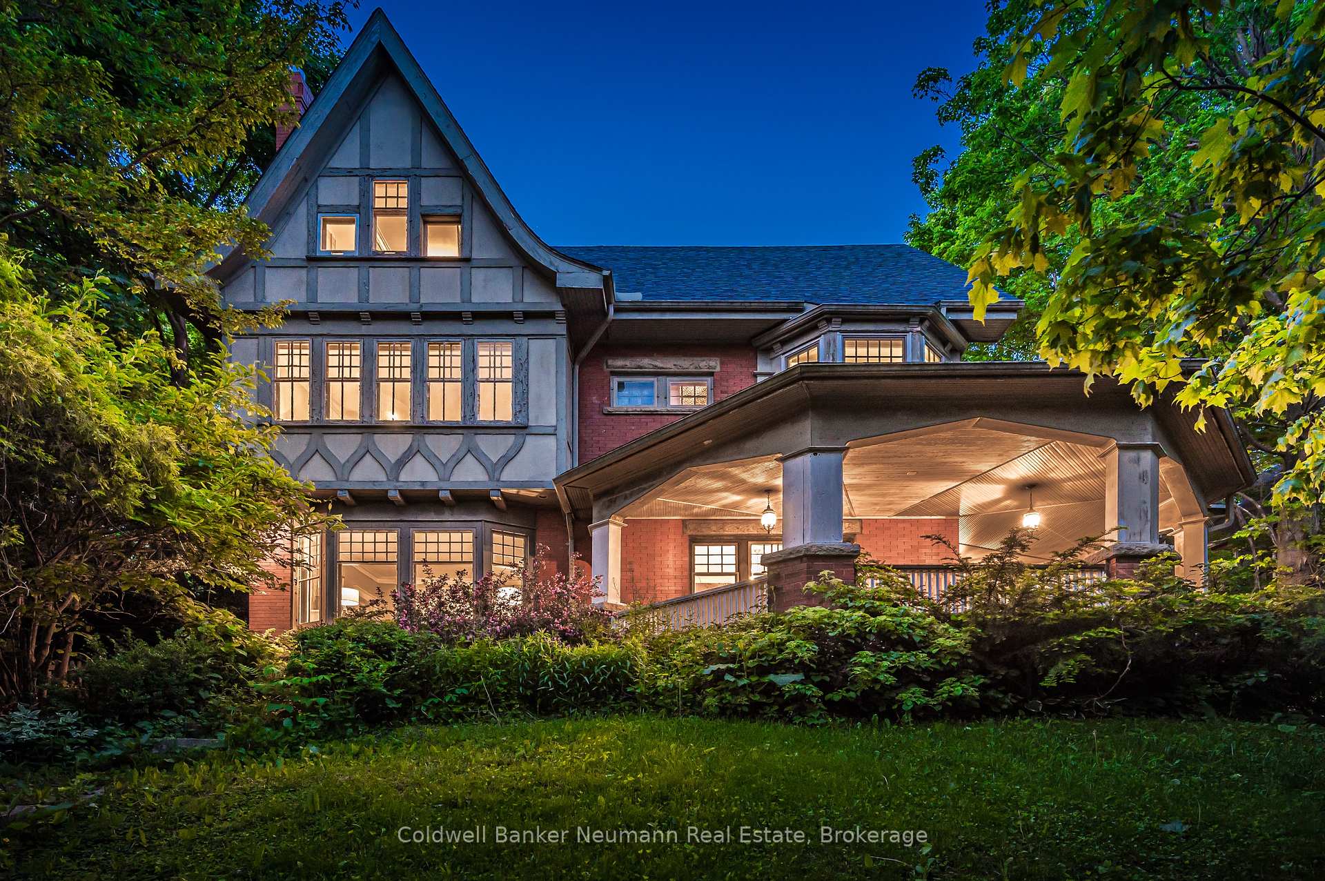 Photo 48 of 35 Queen Street, Guelph, St. George's — HOMEH