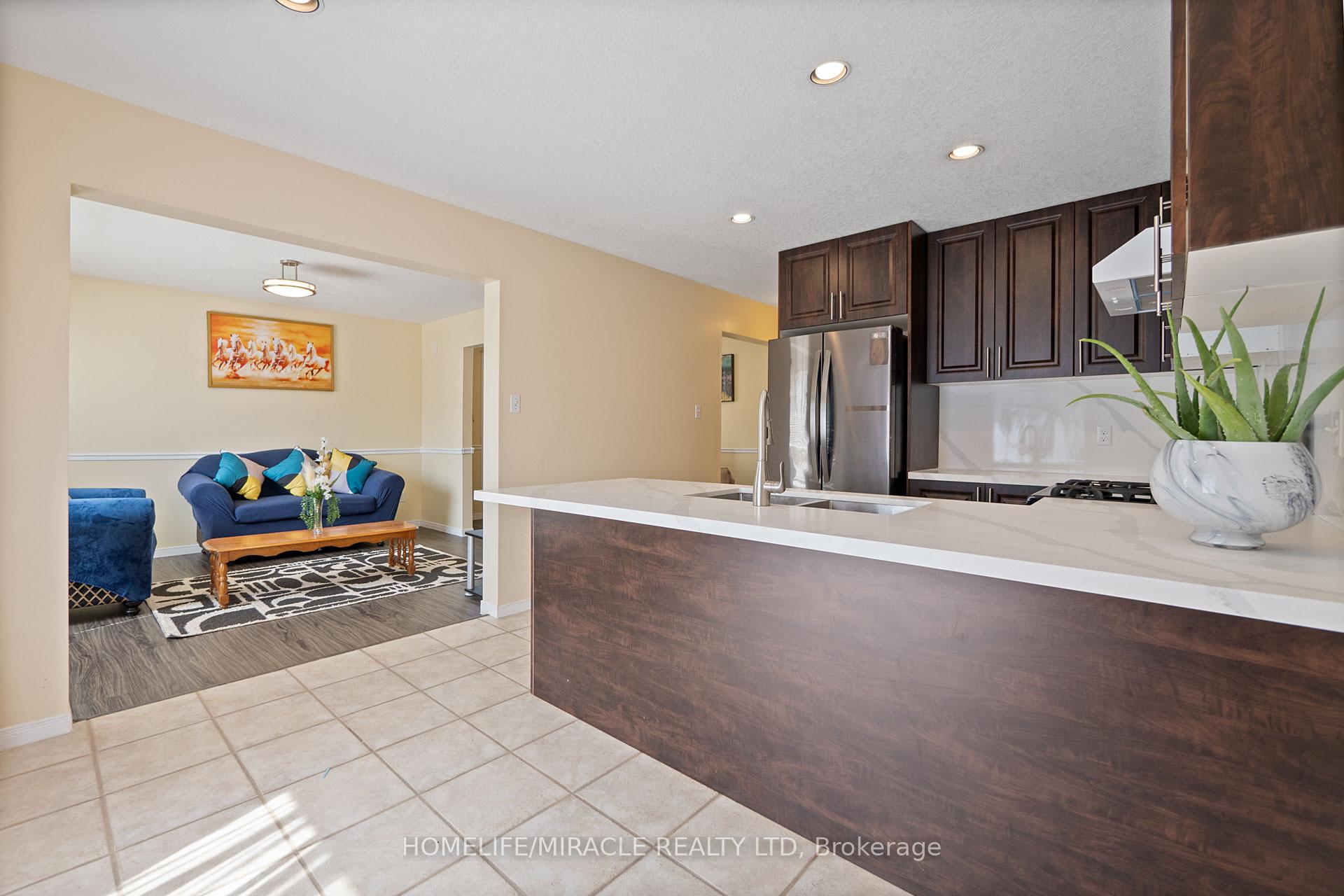 Photo 17 of 59 Deerpath Drive, Guelph, Willow West/Sugarbush/West Acres — HOMEH