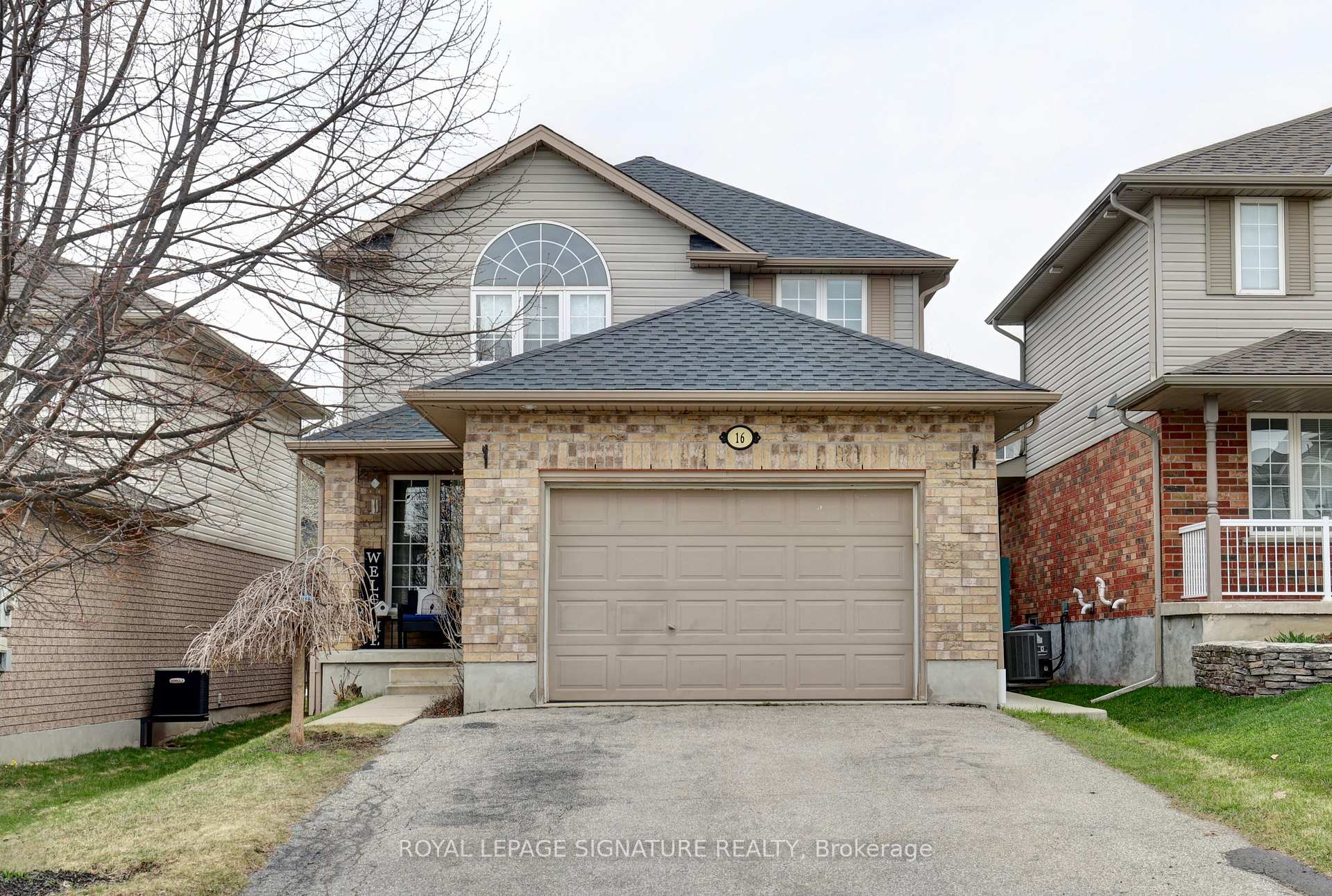 Front of 16 Valleyhaven Lane