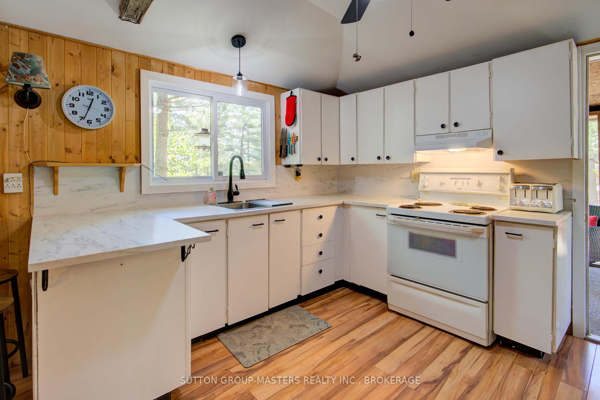 Photo 9 of 1145 Pine Path, Frontenac, Frontenac North — HOMEH