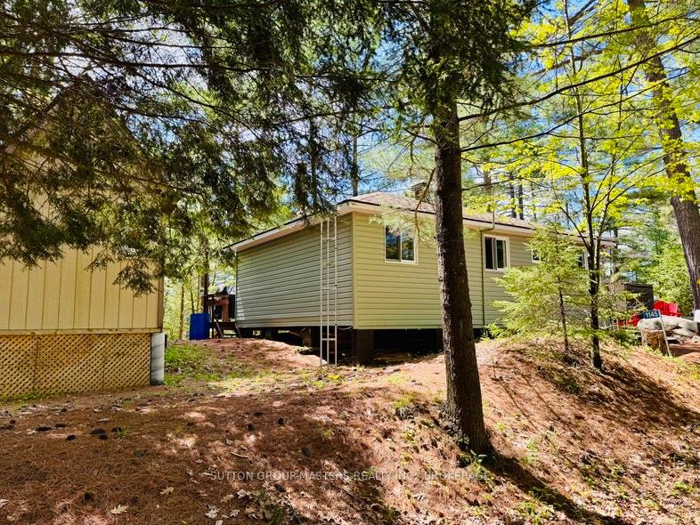 Photo 23 of 1145 Pine Path, Frontenac, Frontenac North — HOMEH