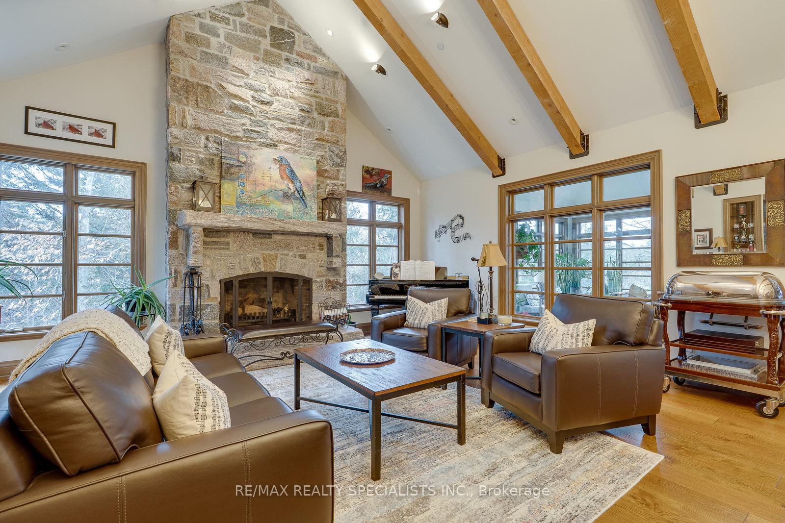 Photo 5 of 41 George Crescent, Caledon, Caledon East — HOMEH