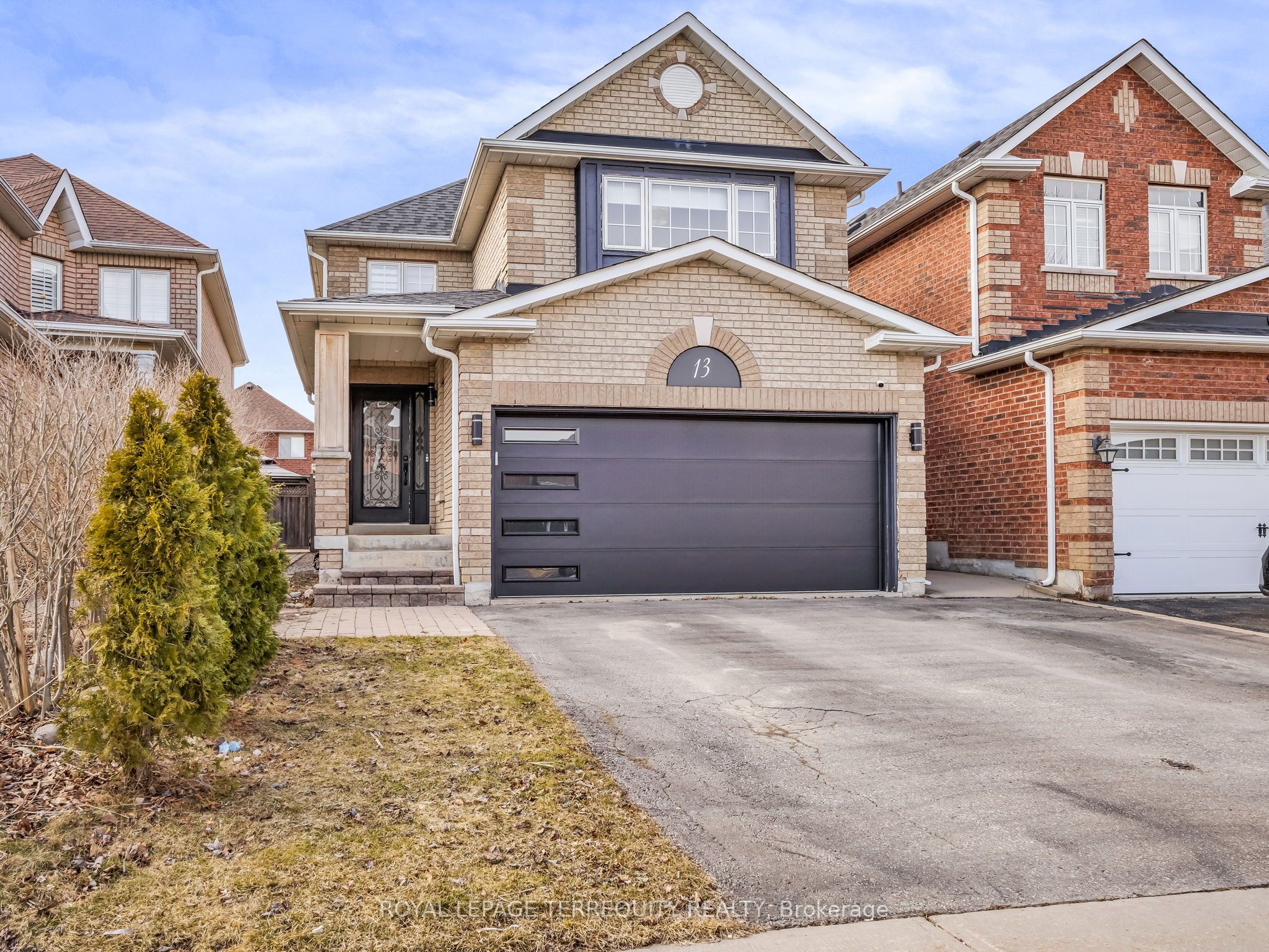 Front of 13 Humbershed Crescent
