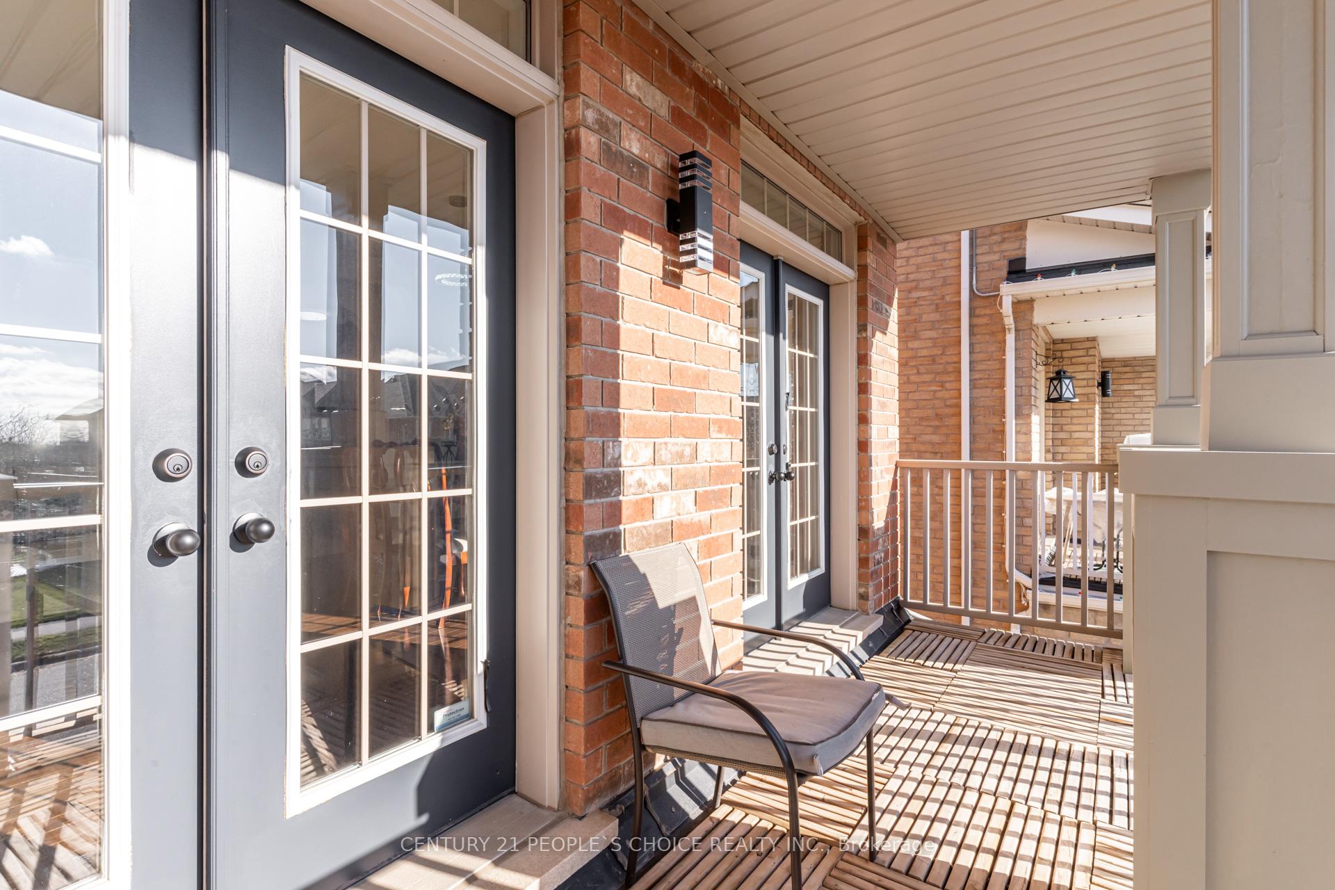 Photo 8 of 25 Fahey Drive, Brampton, Bram West — HOMEH