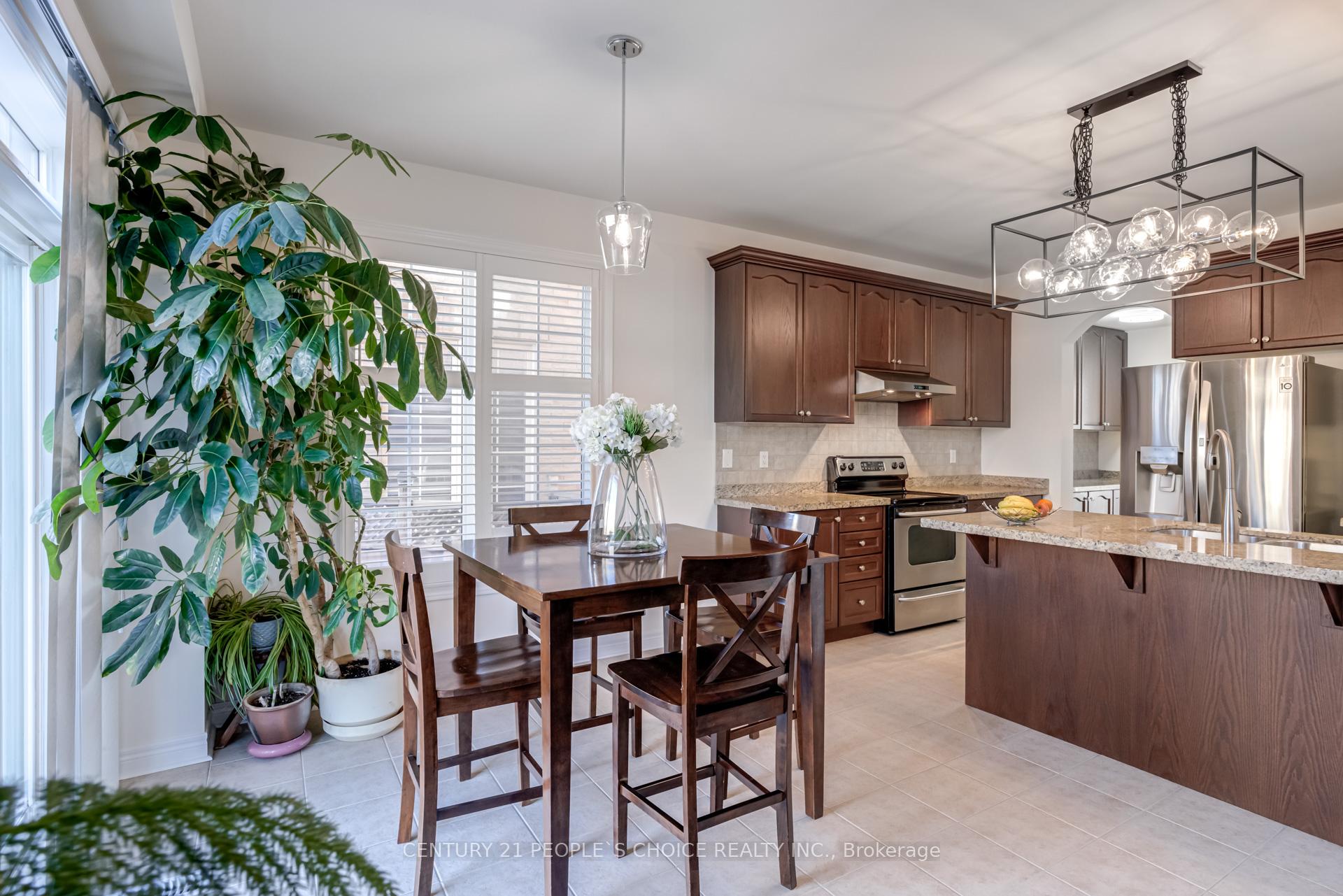 Photo 14 of 25 Fahey Drive, Brampton, Bram West — HOMEH