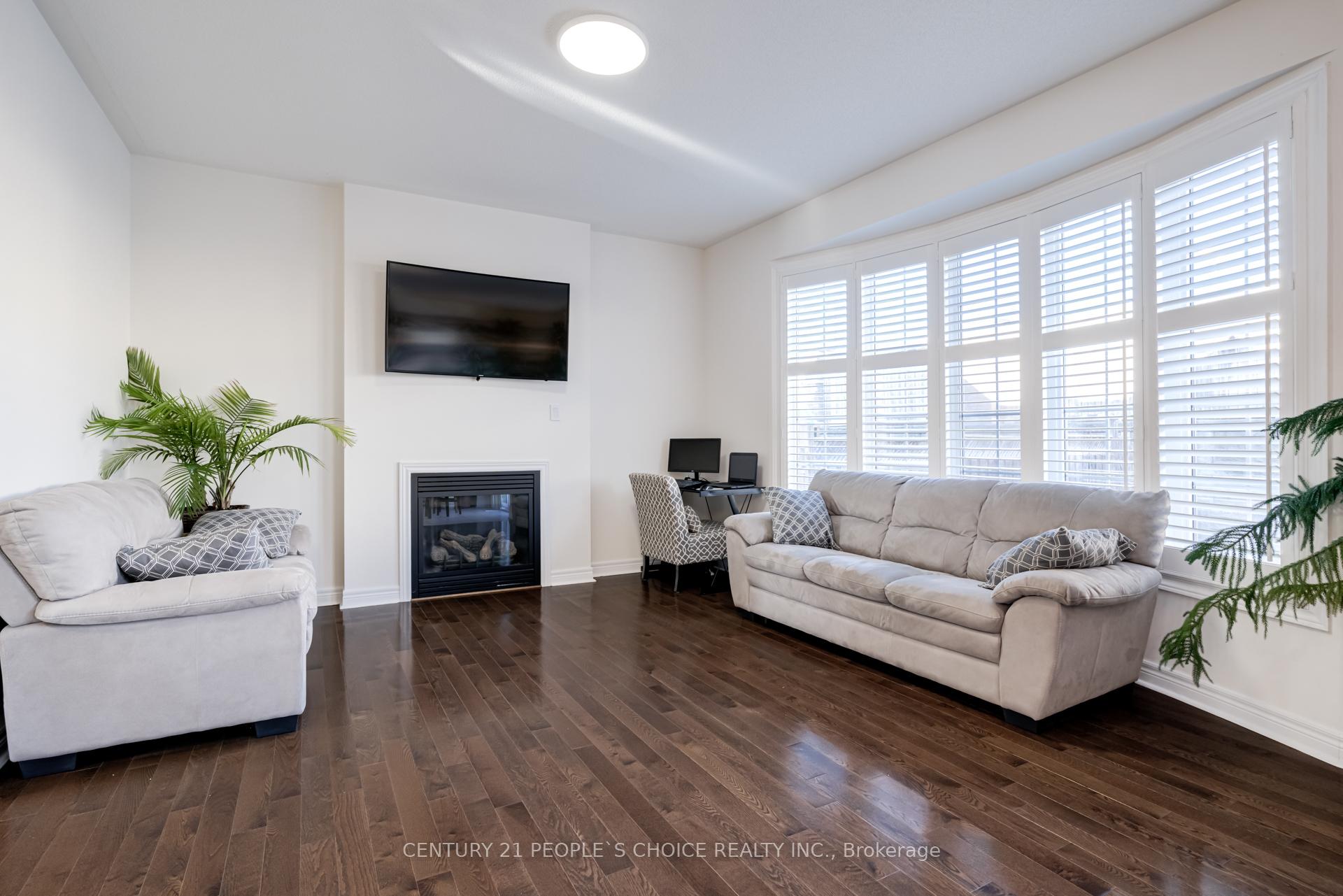 Photo 19 of 25 Fahey Drive, Brampton, Bram West — HOMEH