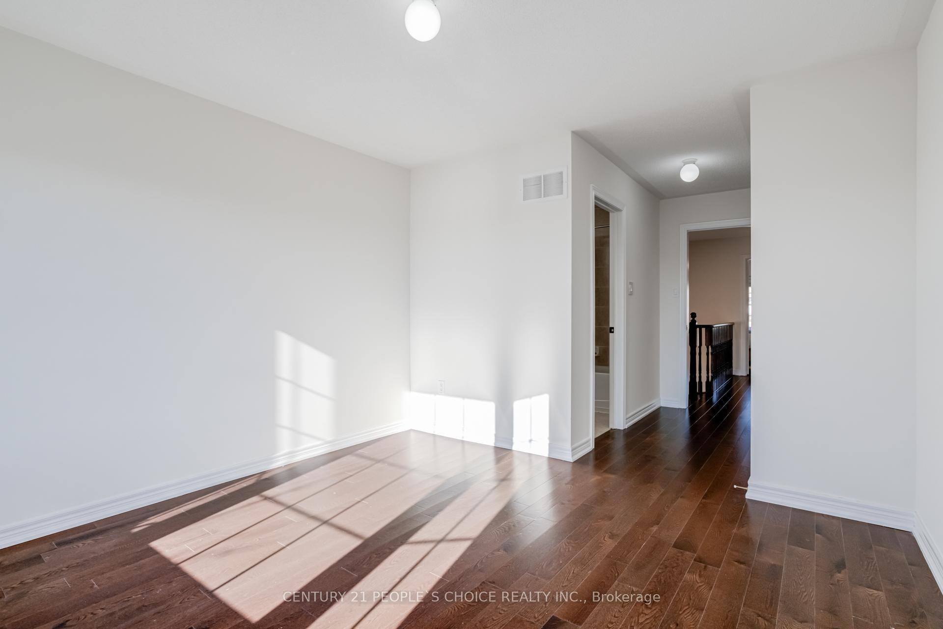 Photo 20 of 25 Fahey Drive, Brampton, Bram West — HOMEH