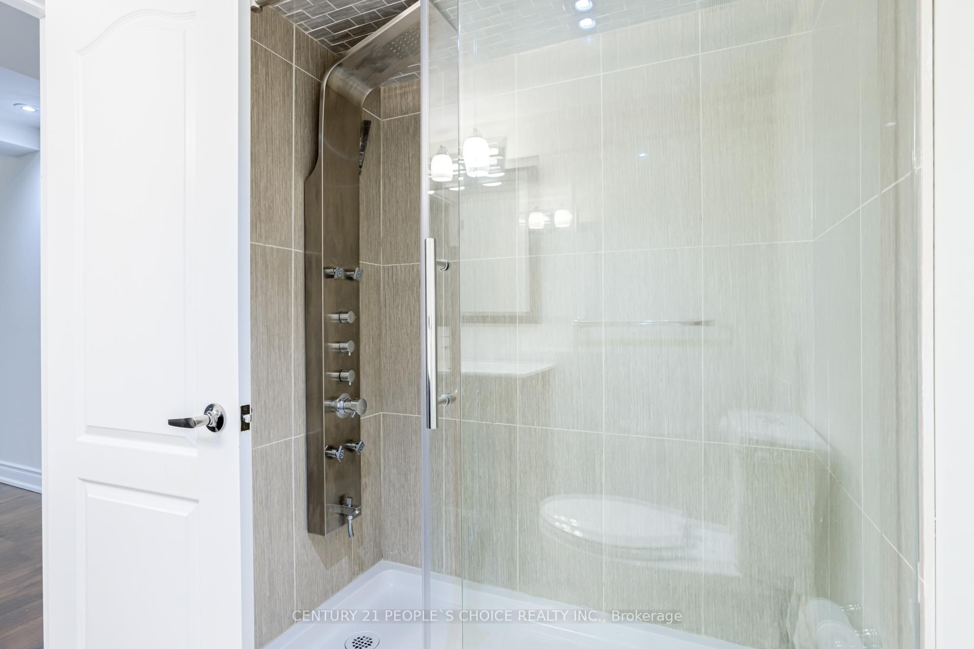 Photo 31 of 25 Fahey Drive, Brampton, Bram West — HOMEH