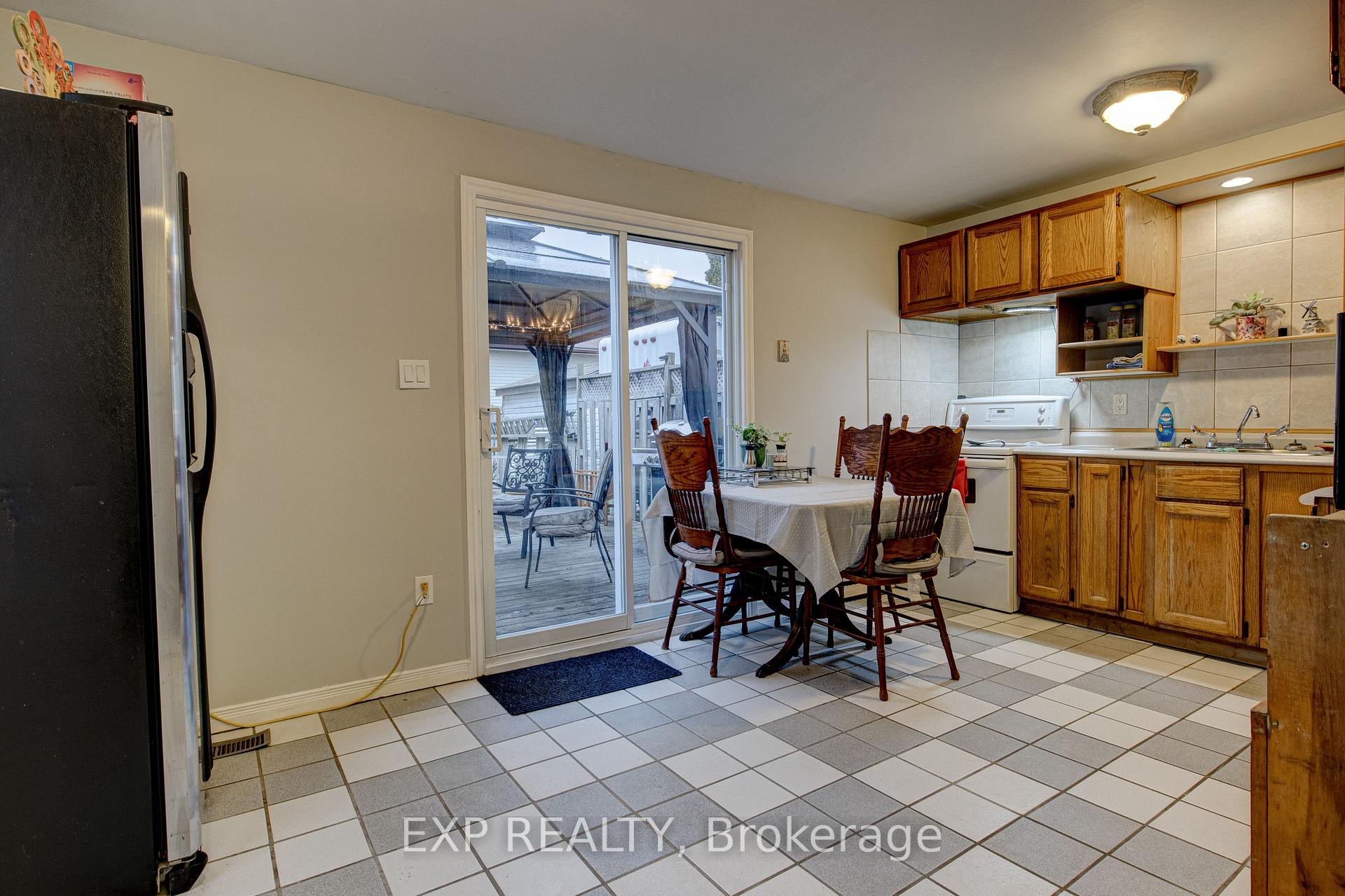 Photo 4 of 116 Glamis Road, Cambridge — HOMEH