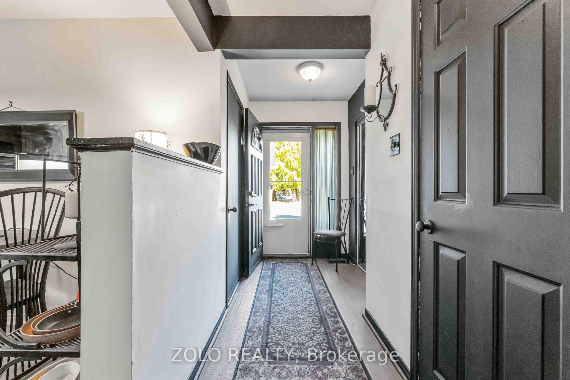 Photo 3 of 176A Sherway Drive, Ottawa, Barrhaven - Pheasant Run — HOMEH