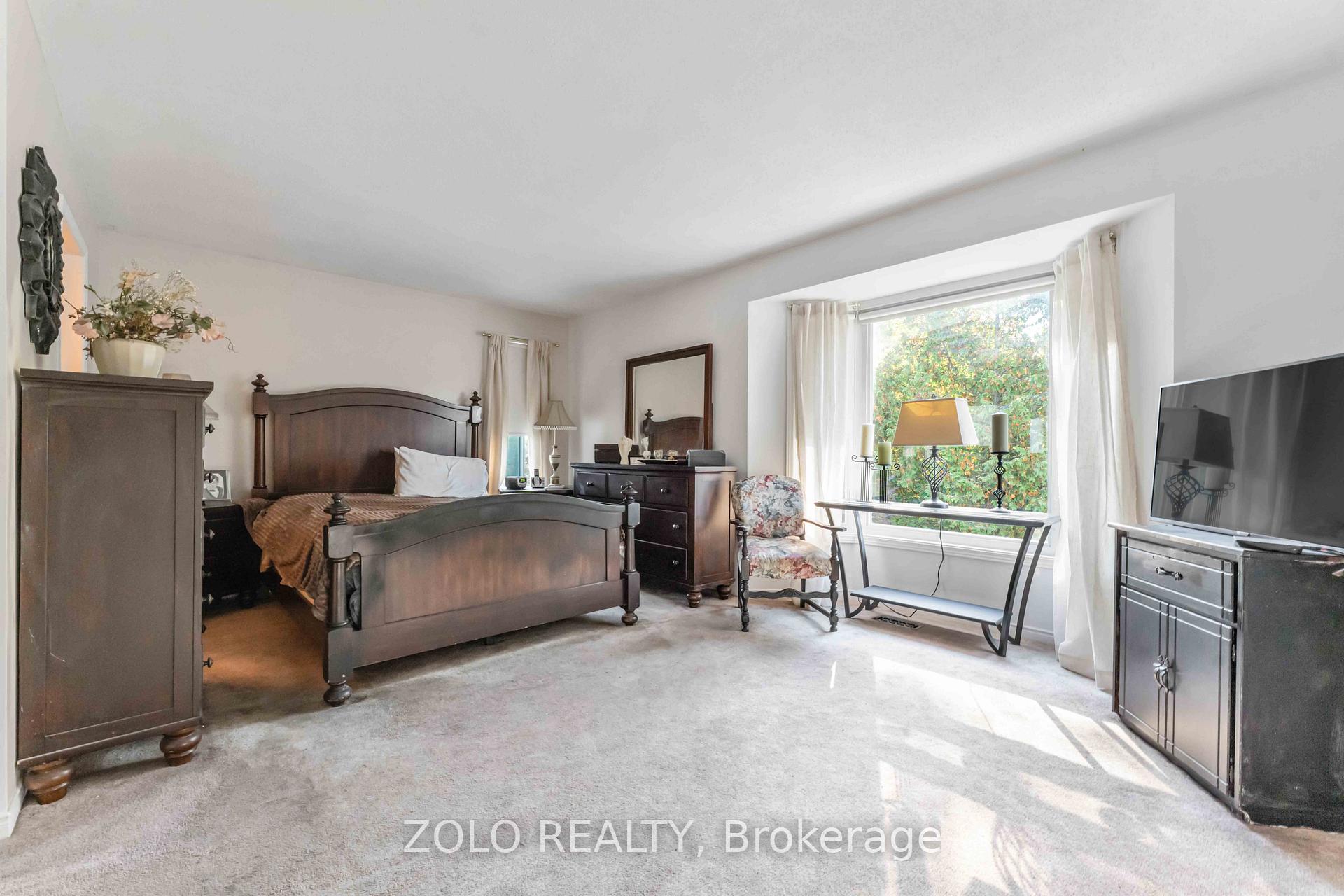 Photo 12 of 176A Sherway Drive, Ottawa, Barrhaven - Pheasant Run — HOMEH