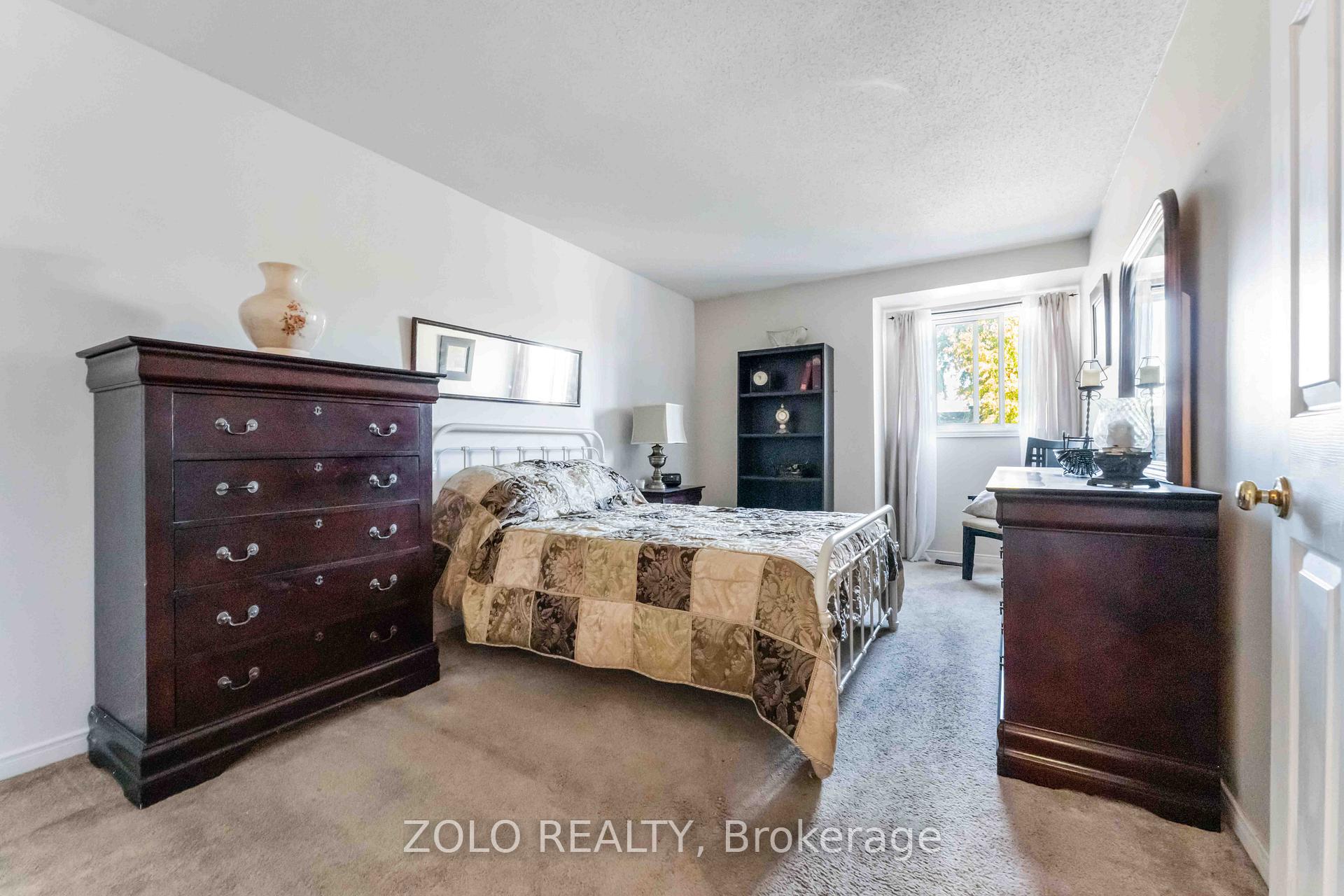 Photo 16 of 176A Sherway Drive, Ottawa, Barrhaven - Pheasant Run — HOMEH