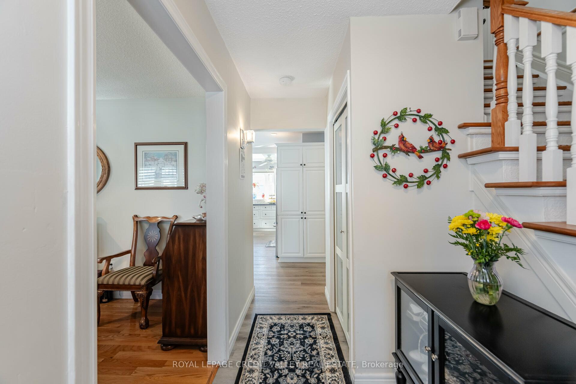 Photo 6 of 106 Acton Boulevard, Halton Hills, Acton — HOMEH