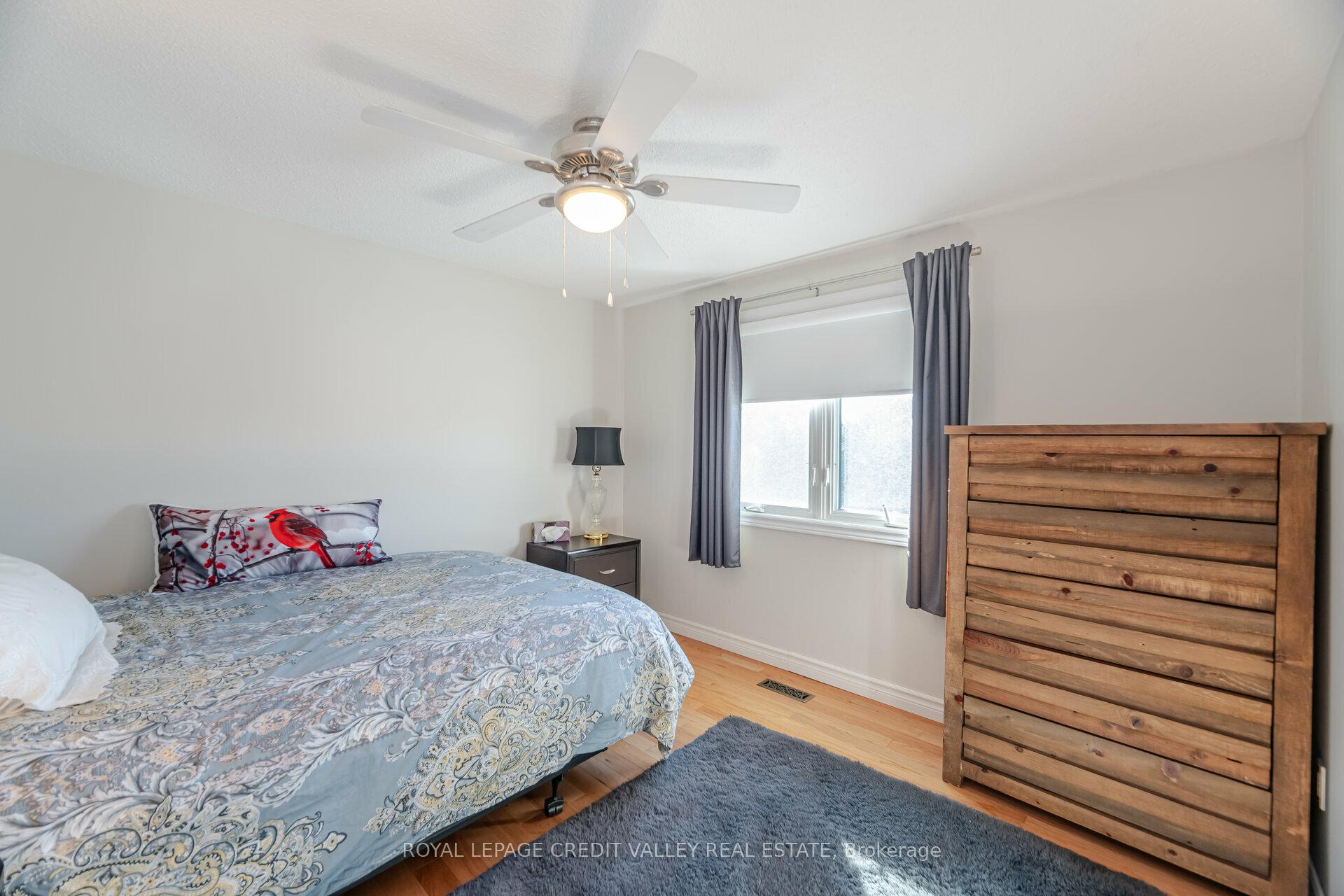 Photo 25 of 106 Acton Boulevard, Halton Hills, Acton — HOMEH