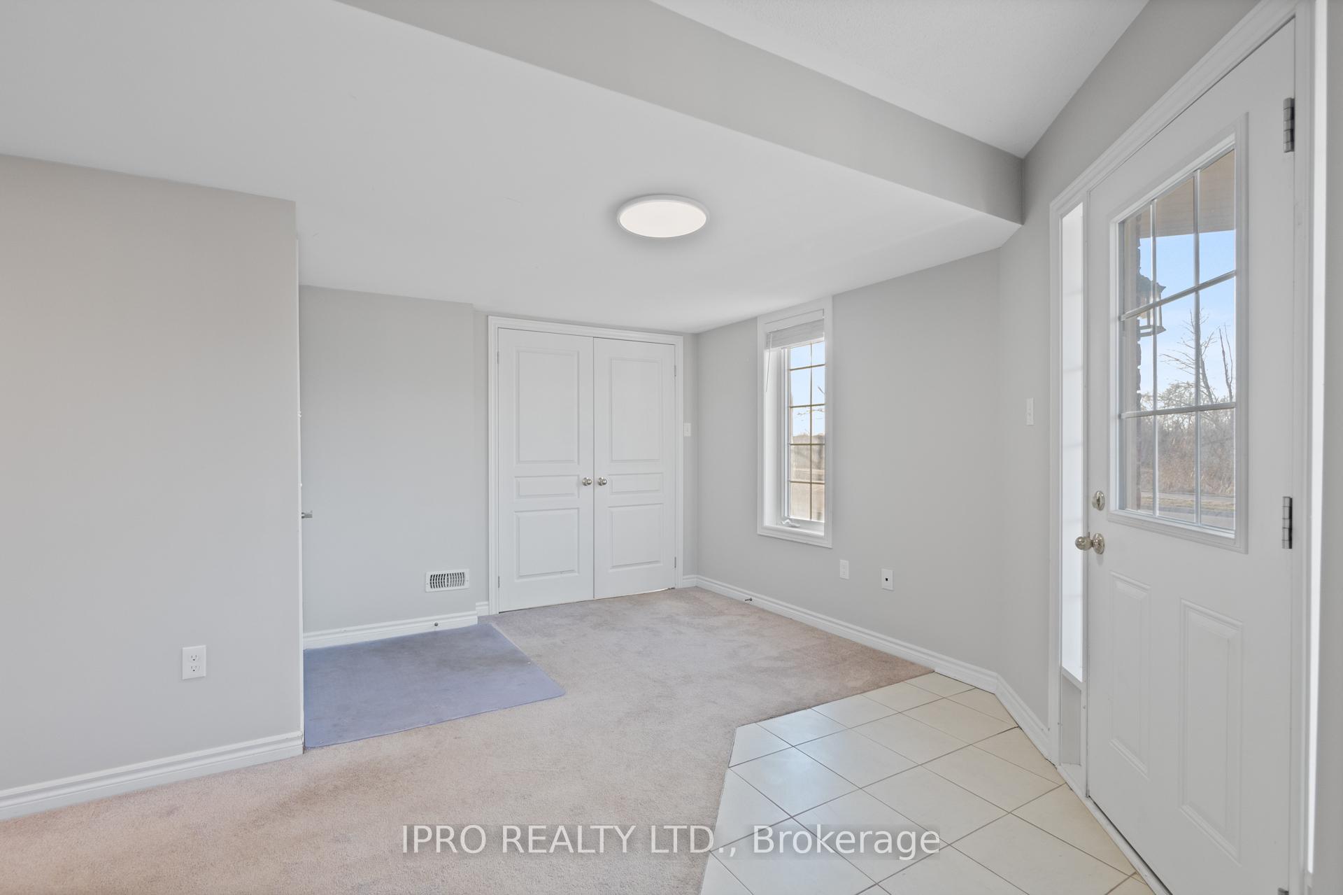 Photo 11 of Unit 1, 88 Decorso Drive, Guelph, Kortright East — HOMEH