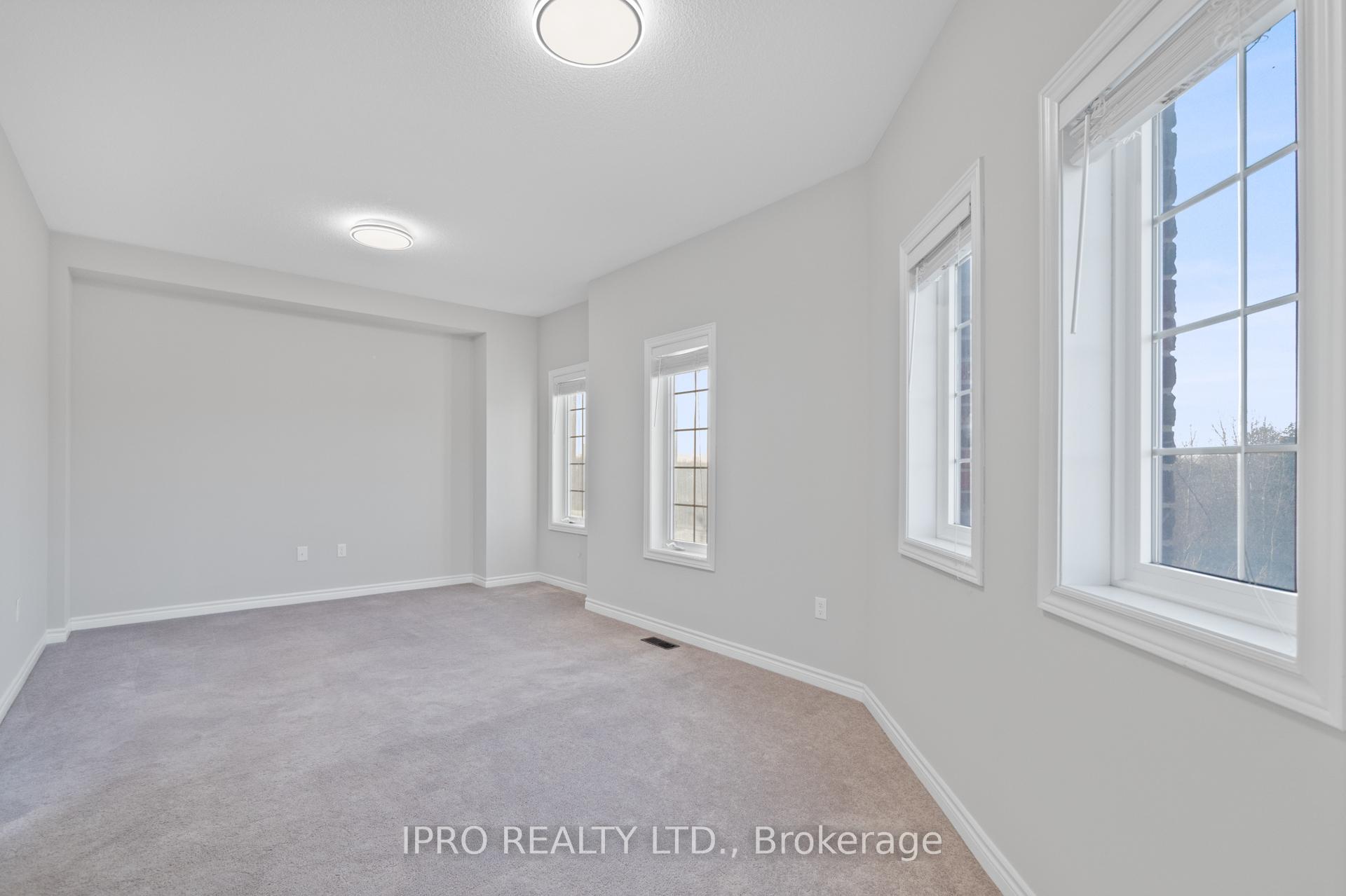 Photo 17 of Unit 1, 88 Decorso Drive, Guelph, Kortright East — HOMEH