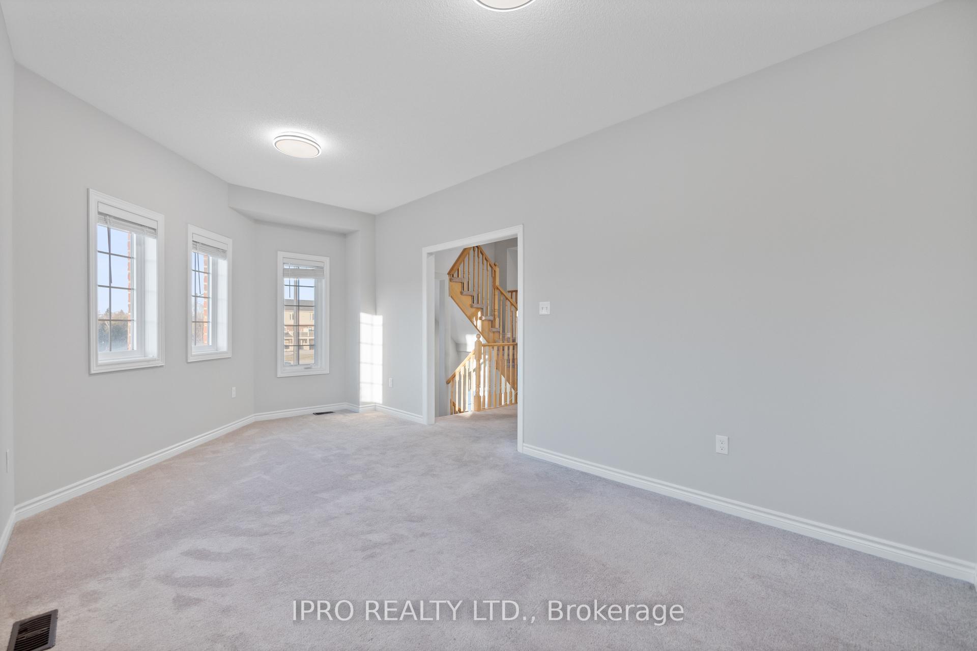 Photo 18 of Unit 1, 88 Decorso Drive, Guelph, Kortright East — HOMEH