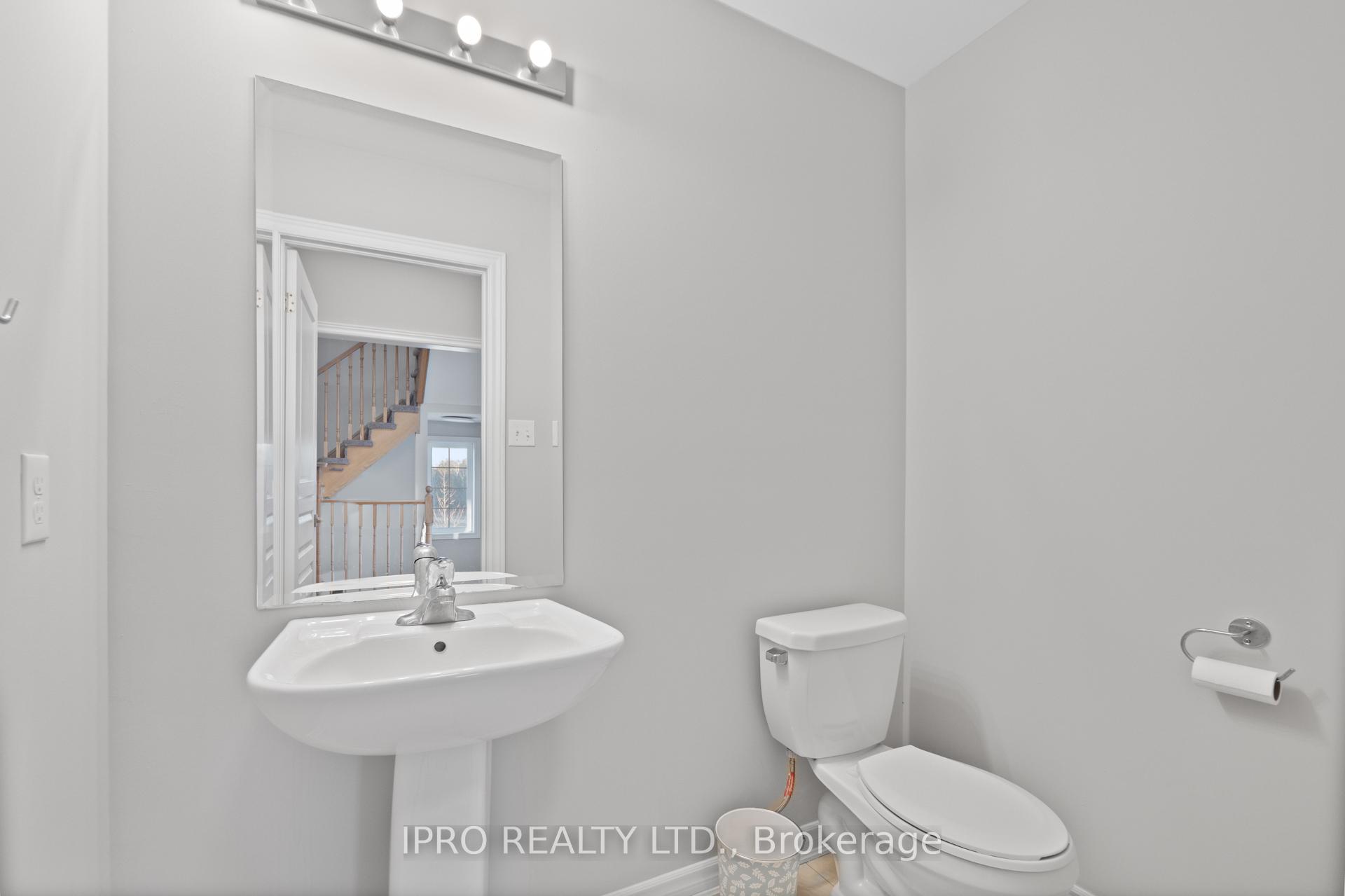 Photo 24 of Unit 1, 88 Decorso Drive, Guelph, Kortright East — HOMEH