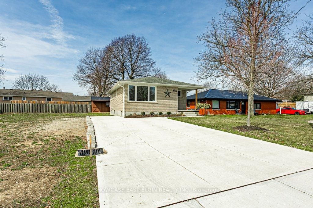 Photo 4 of 210 Caverly Road, Aylmer — HOMEH