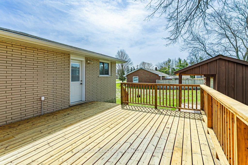 Photo 17 of 210 Caverly Road, Aylmer — HOMEH
