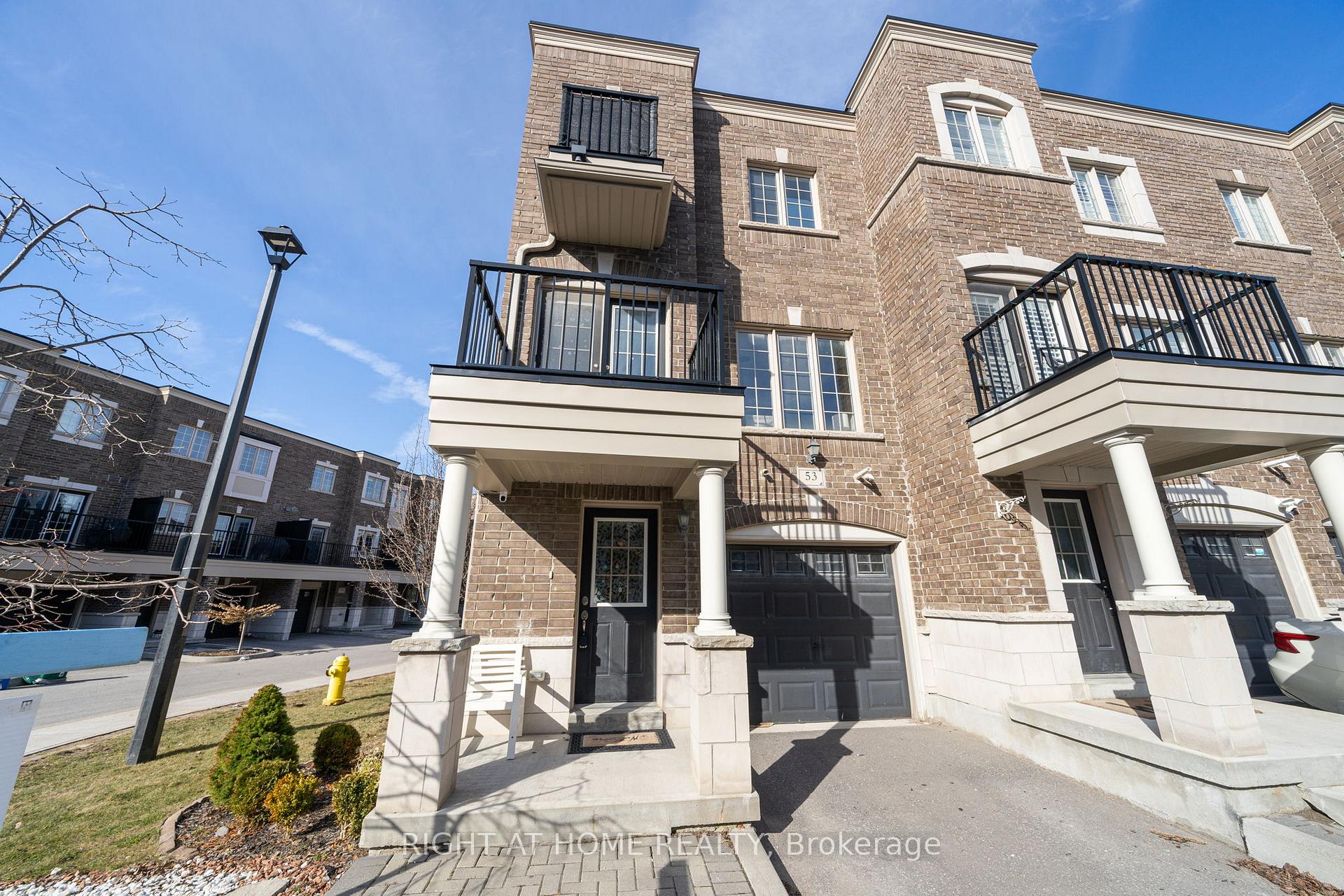 Photo 1 of 53 Ferris Square, Clarington, Courtice — HOMEH