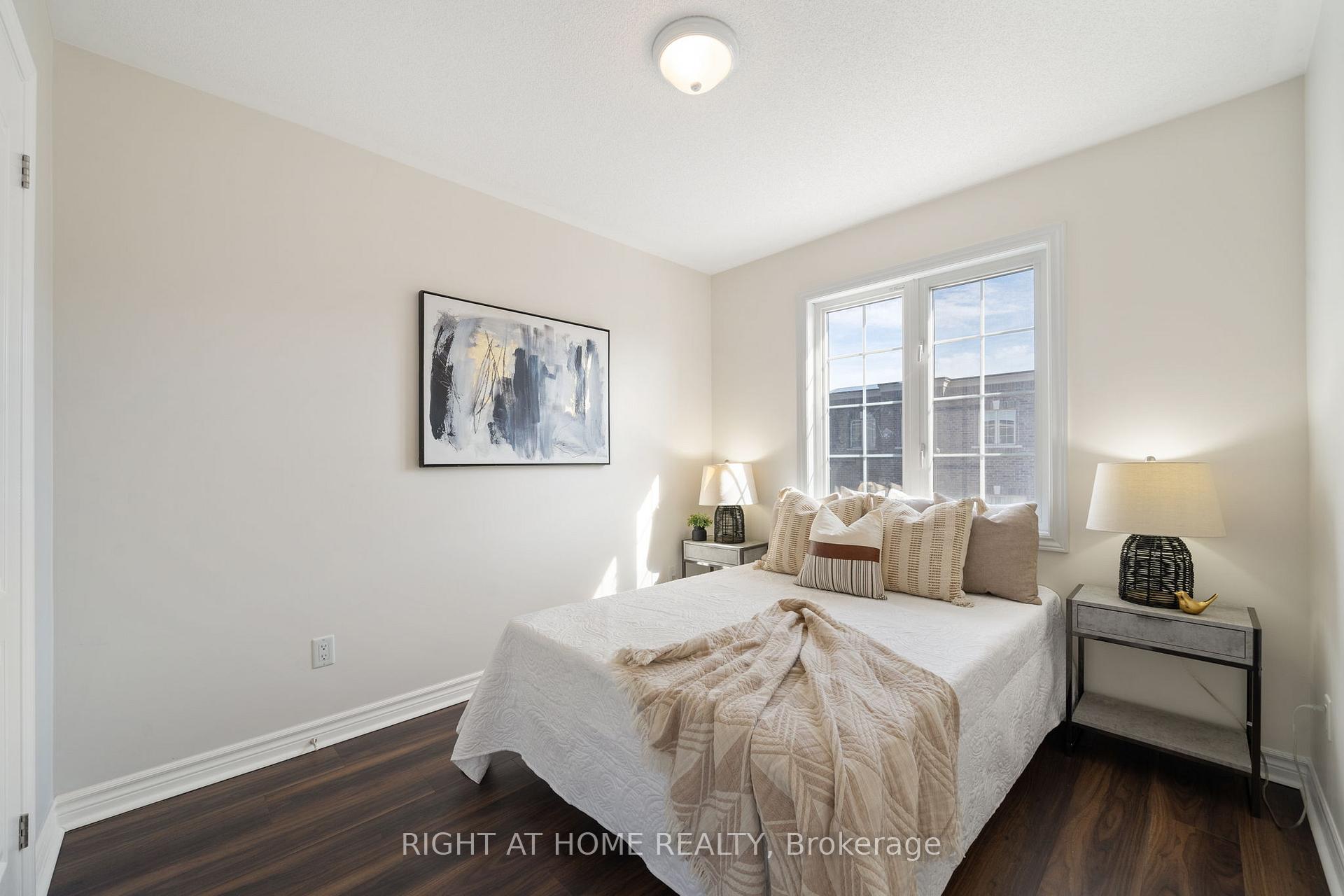 Photo 31 of 53 Ferris Square, Clarington, Courtice — HOMEH