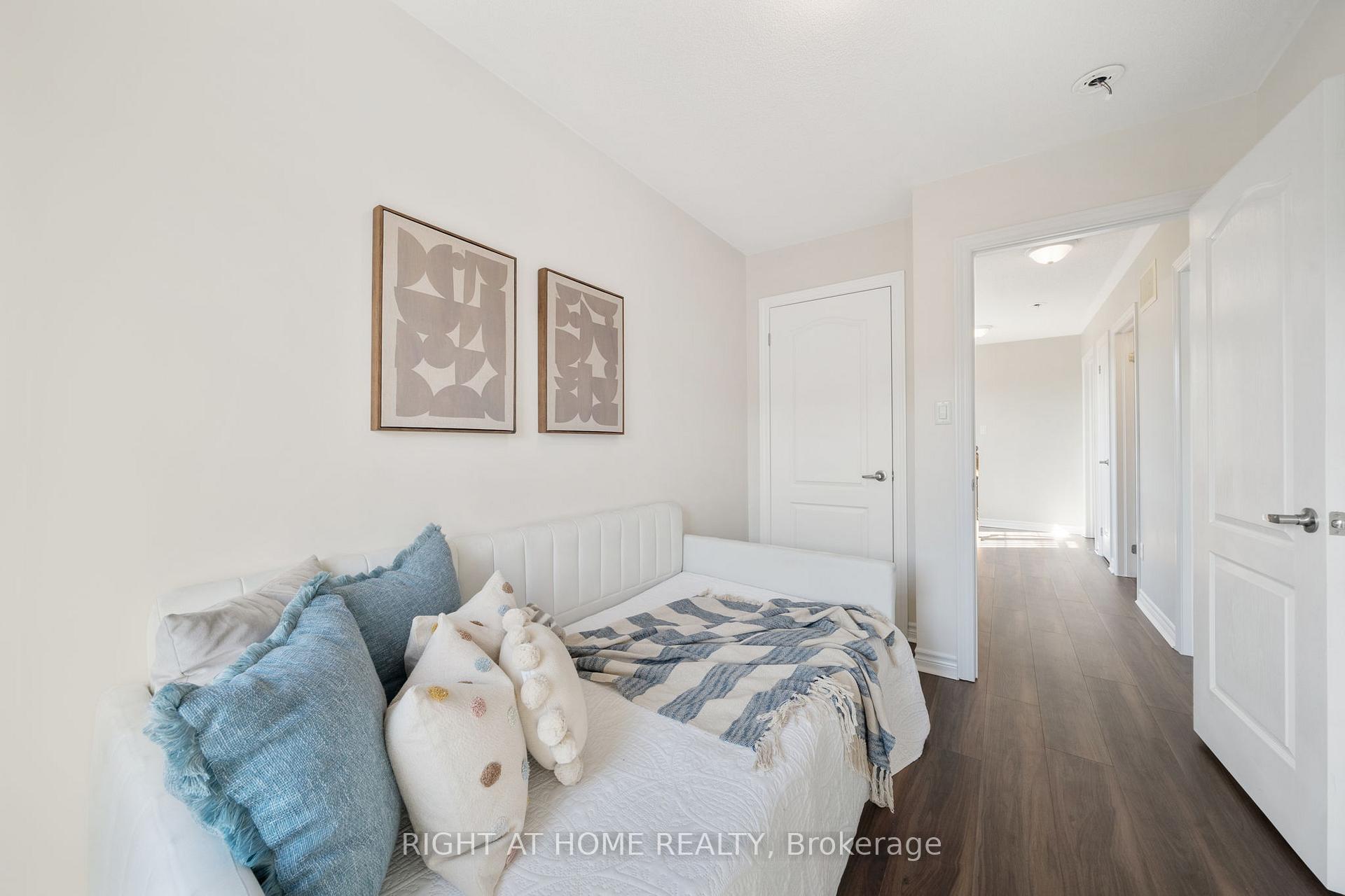 Photo 34 of 53 Ferris Square, Clarington, Courtice — HOMEH