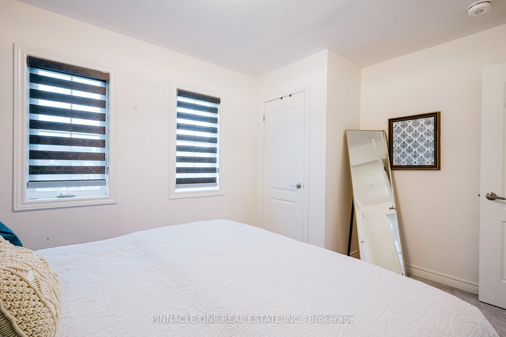 Photo 30 of 15 Tait Crescent, Clarington, Bowmanville — HOMEH