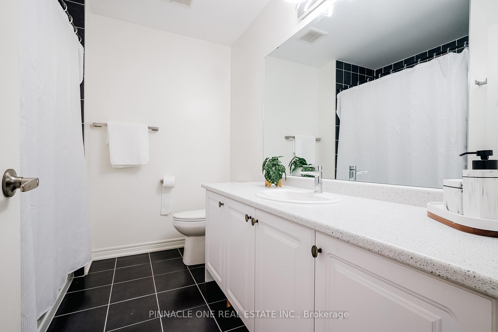 Photo 33 of 15 Tait Crescent, Clarington, Bowmanville — HOMEH