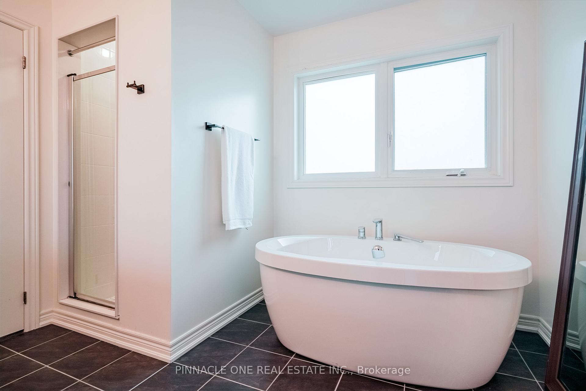 Photo 44 of 15 Tait Crescent, Clarington, Bowmanville — HOMEH