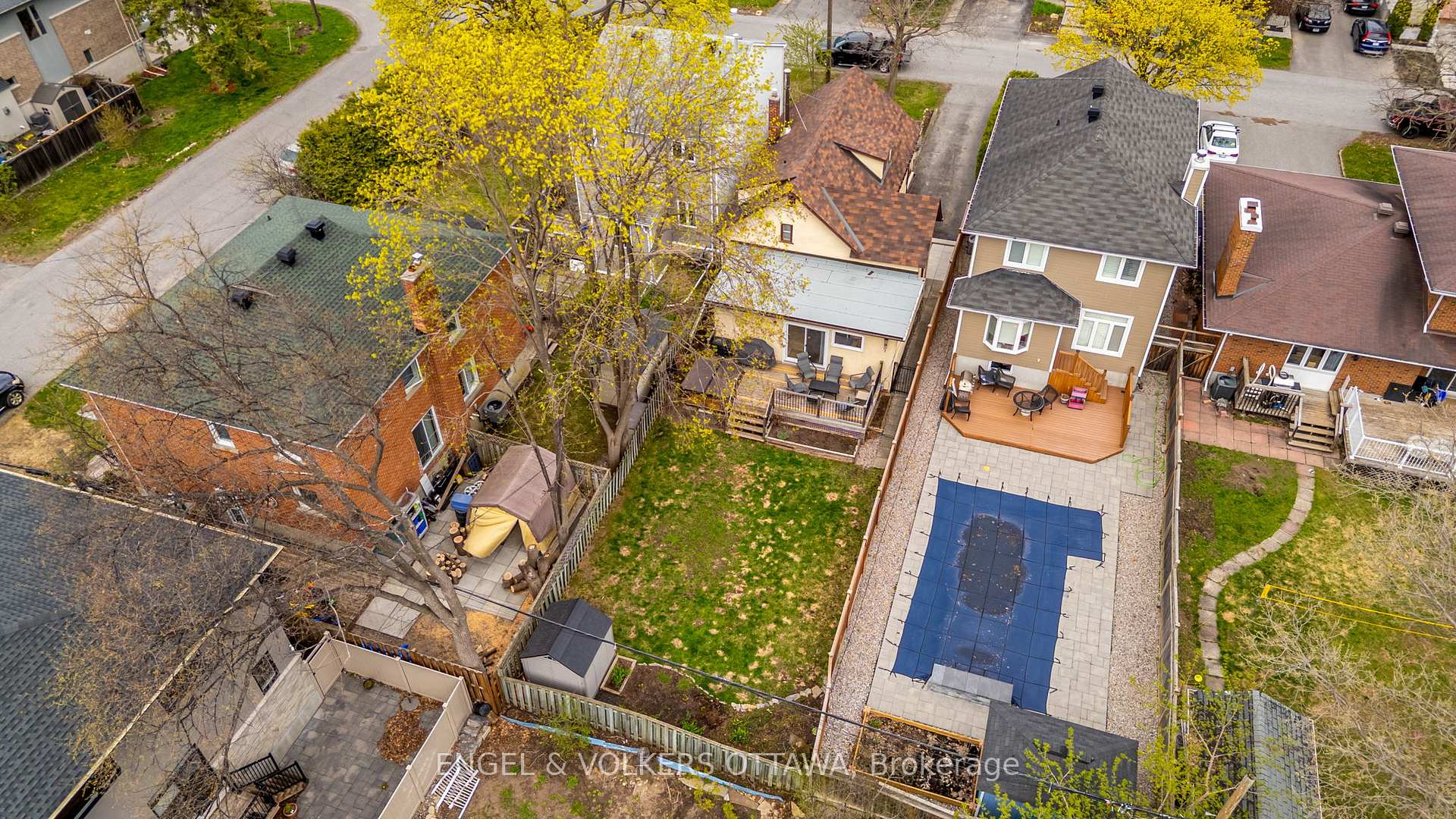 Photo 44 of 674 Melbourne Avenue, Ottawa, Laurentianview — HOMEH