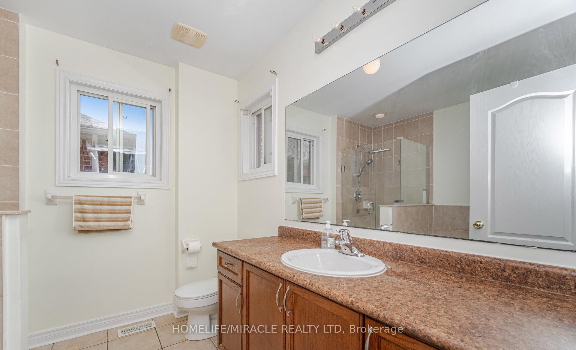 Photo 26 of 31 Hollingsworth Circle, Brampton, Fletcher's Meadow — HOMEH
