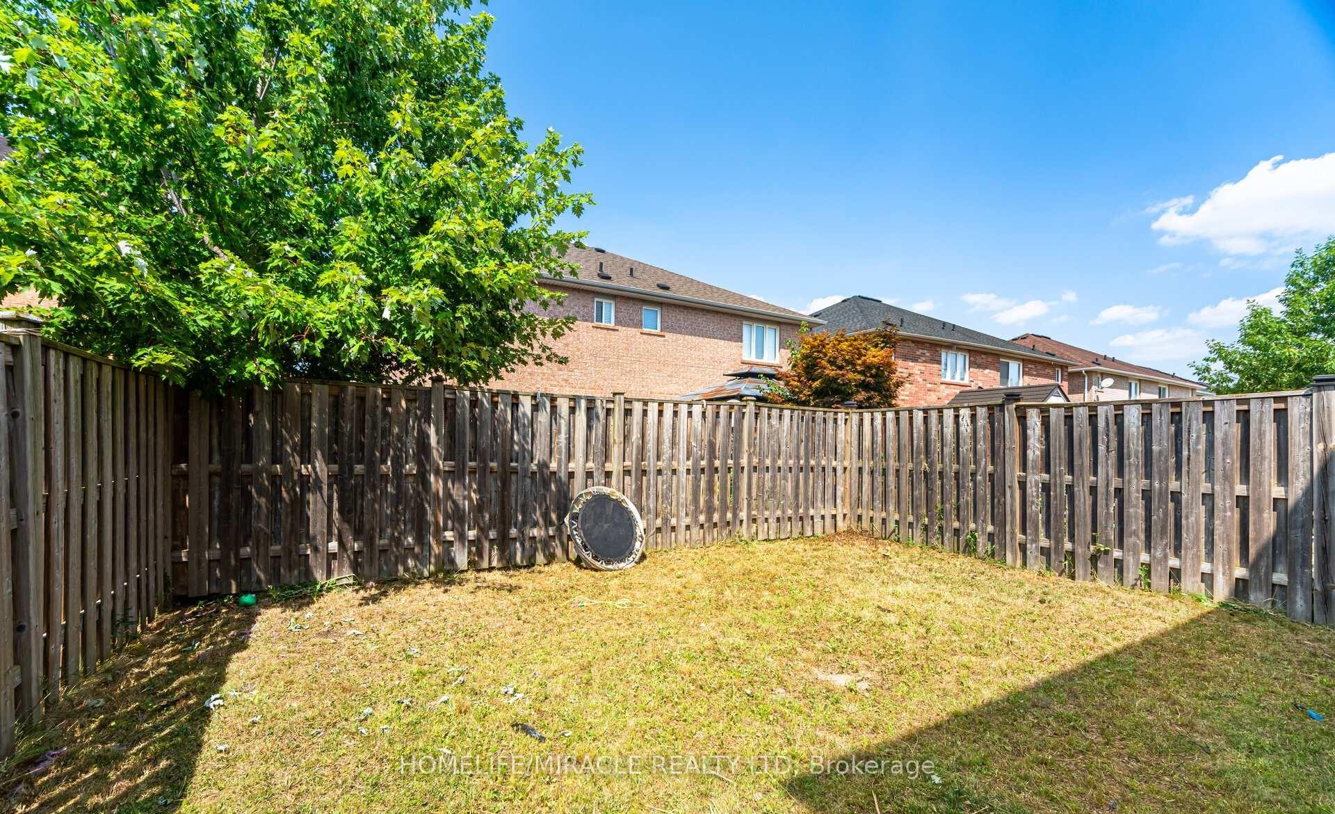 Photo 41 of 31 Hollingsworth Circle, Brampton, Fletcher's Meadow — HOMEH