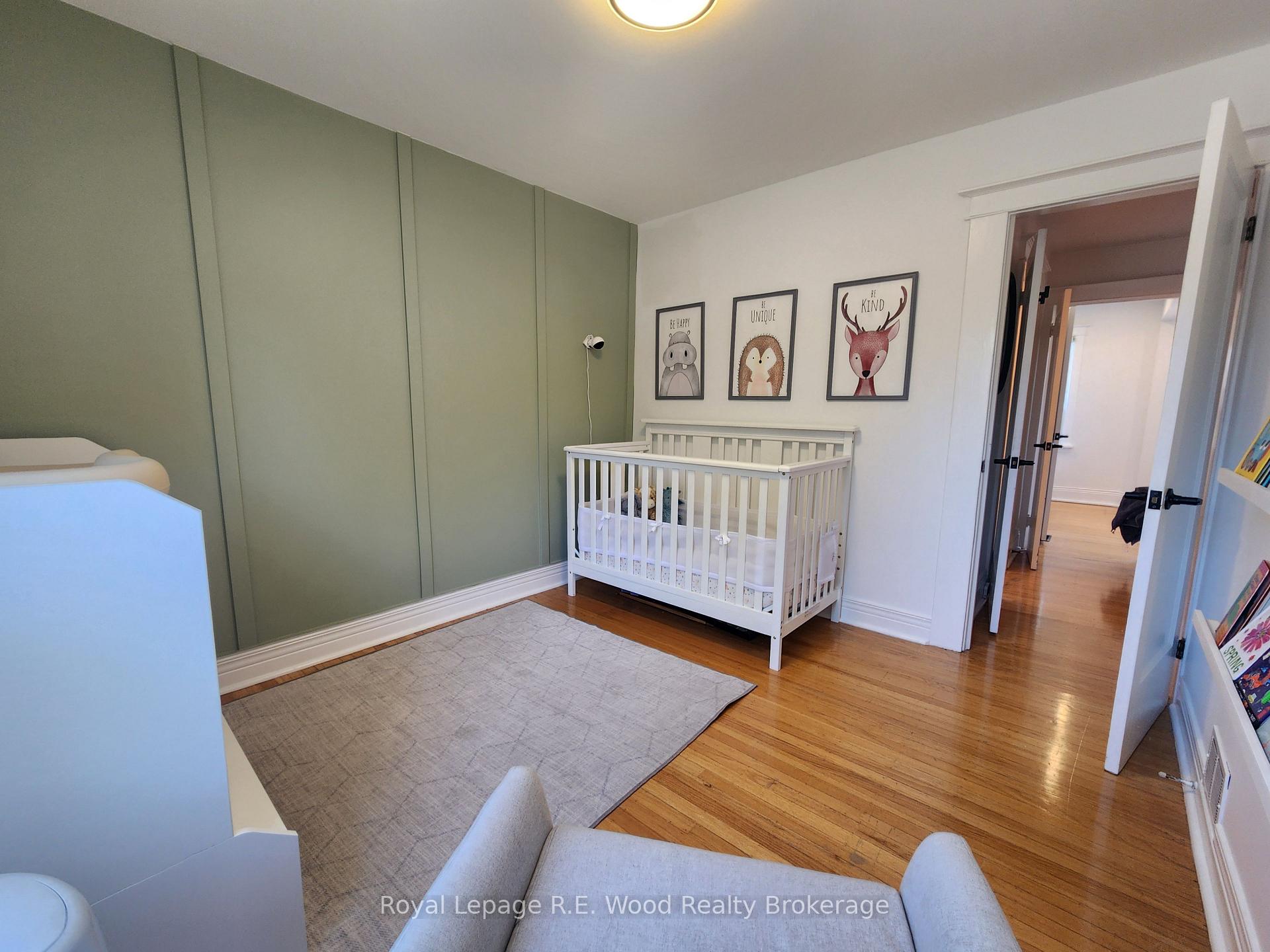 Photo 10 of 252 Graham Avenue S, Hamilton, Delta — HOMEH