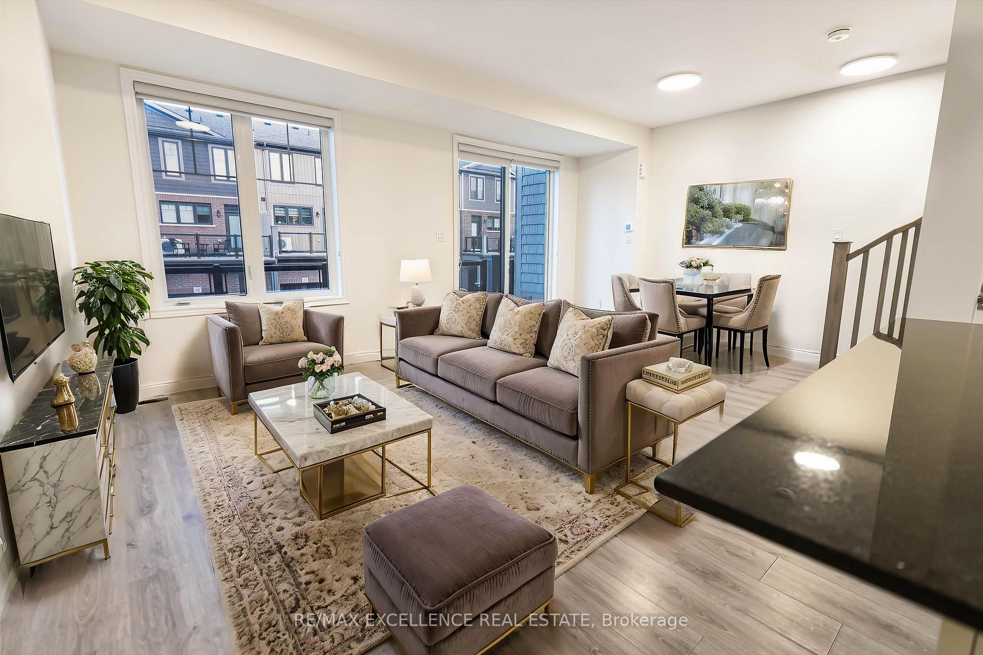 Photo 3 of Unit 83, 10 Birmingham Drive, Cambridge, Sheldon-Conestoga — HOMEH