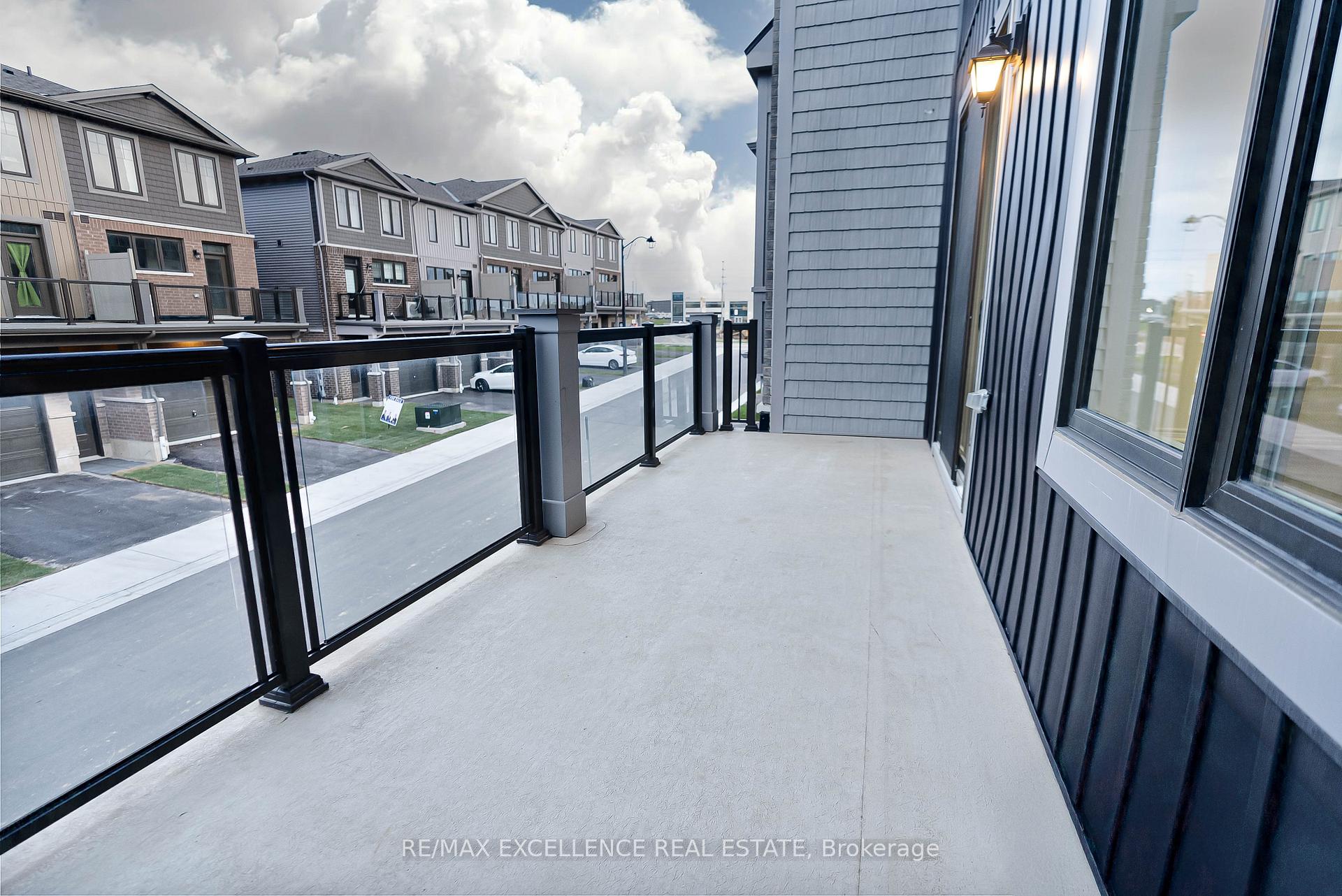 Photo 15 of Unit 83, 10 Birmingham Drive, Cambridge, Sheldon-Conestoga — HOMEH
