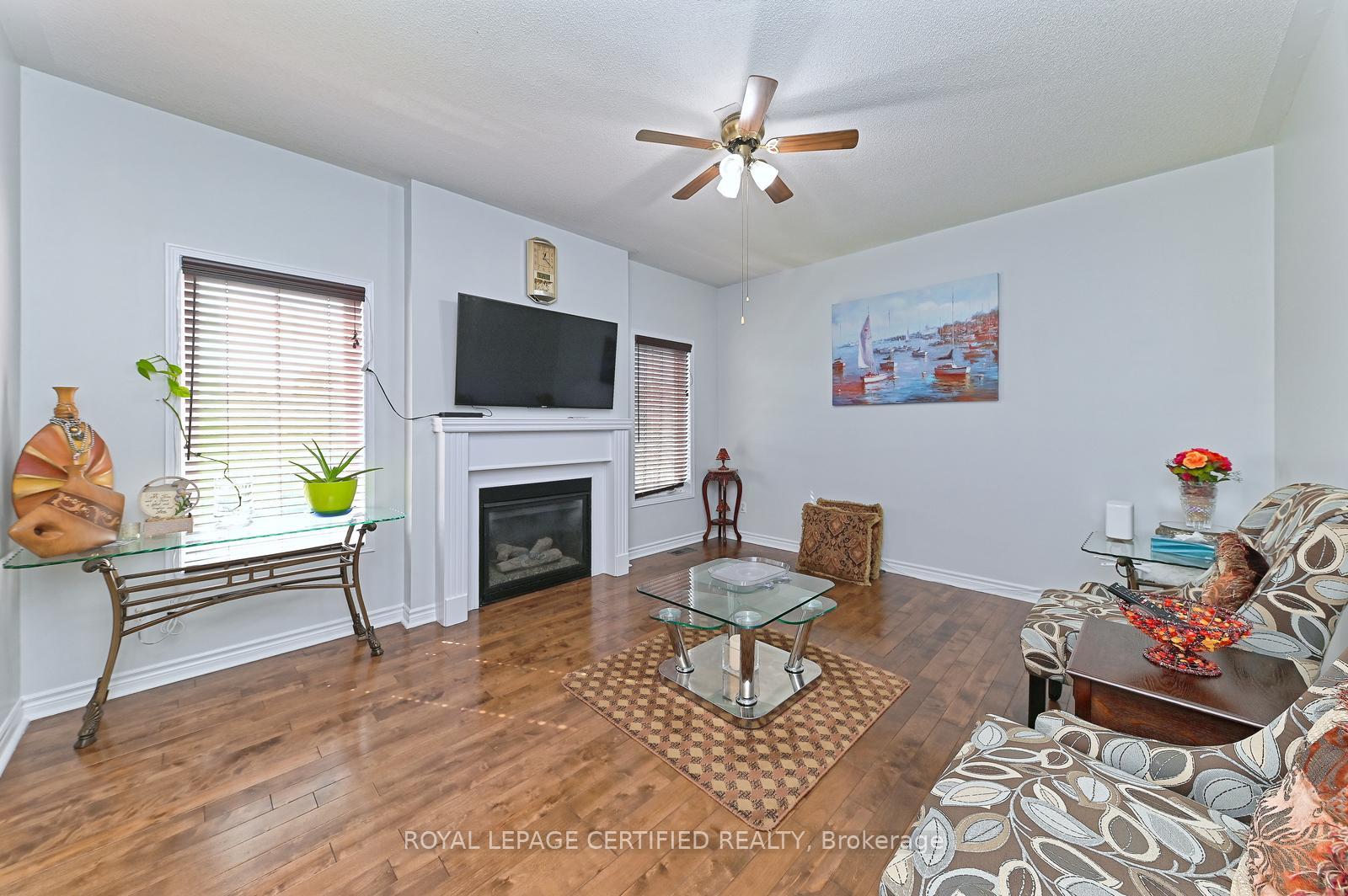 Photo 11 of 28 Abbotsbury Drive, Brampton, Credit Valley — HOMEH